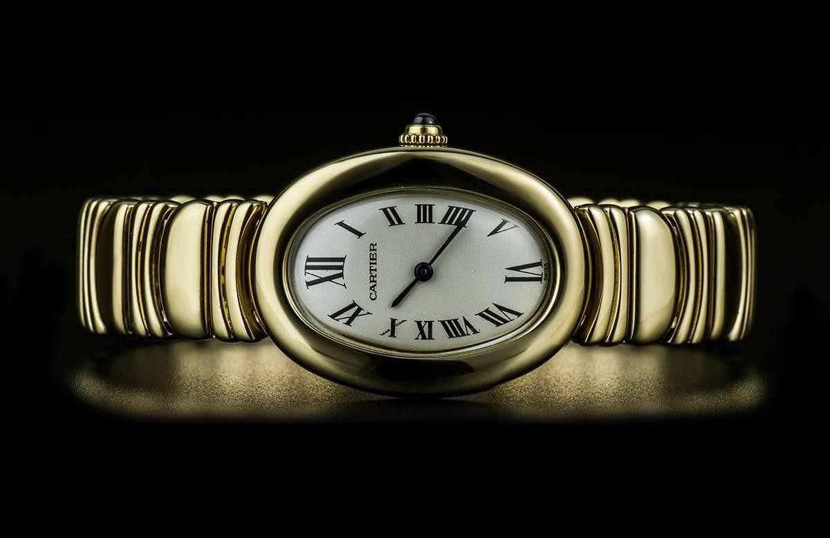 Cartier Ladies Yellow Gold Baignoire Quartz Wristwatch In Excellent Condition In London, GB