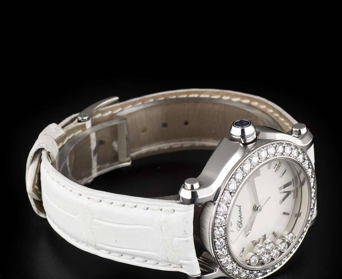 Chopard Ladies Stainless Steel Mother-of-Pearl Dial Happy Diamonds Wristwatch In Excellent Condition In London, GB