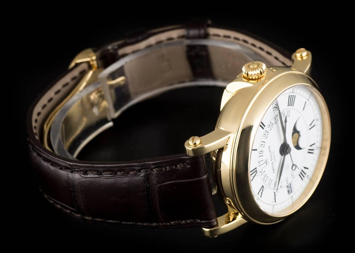 Patek Philippe yellow gold Perpetual Calendar Retrograde automatic wristwatch 1