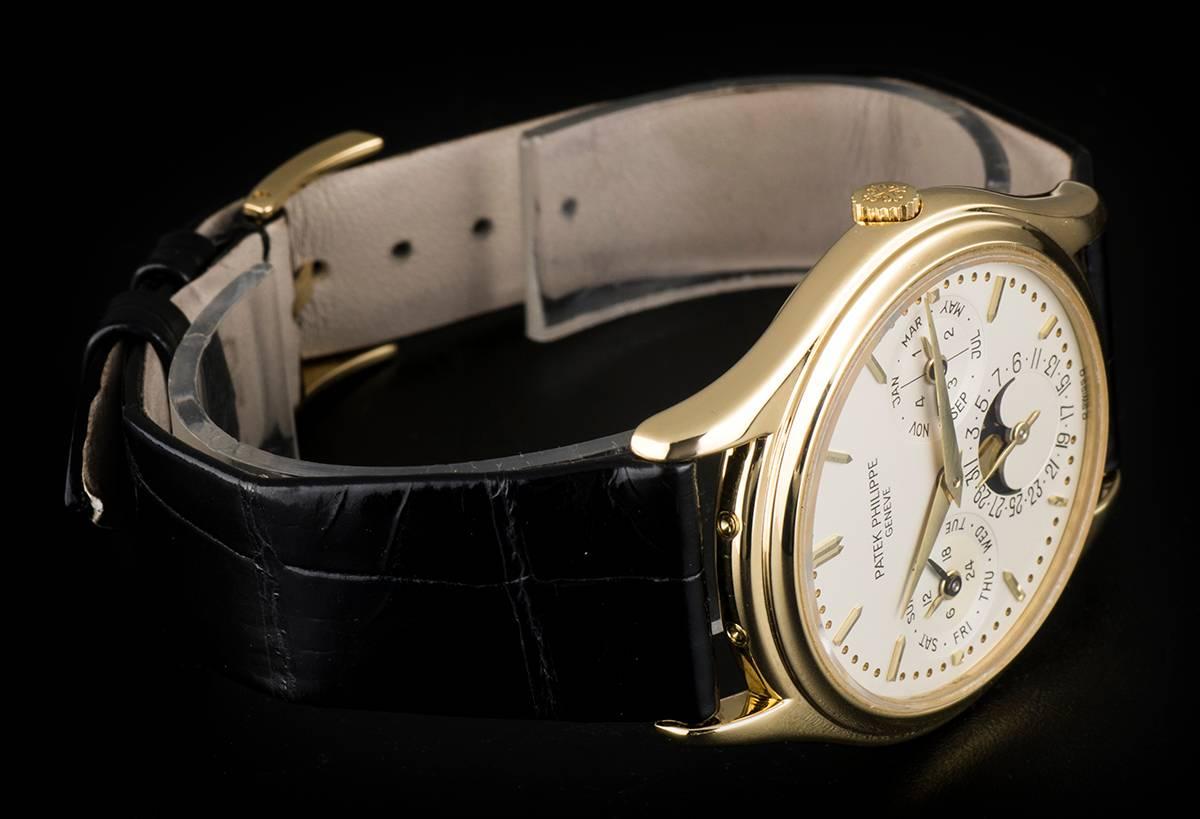 Patek Philippe Yellow Gold Perpetual Calendar automatic Wristwatch 1