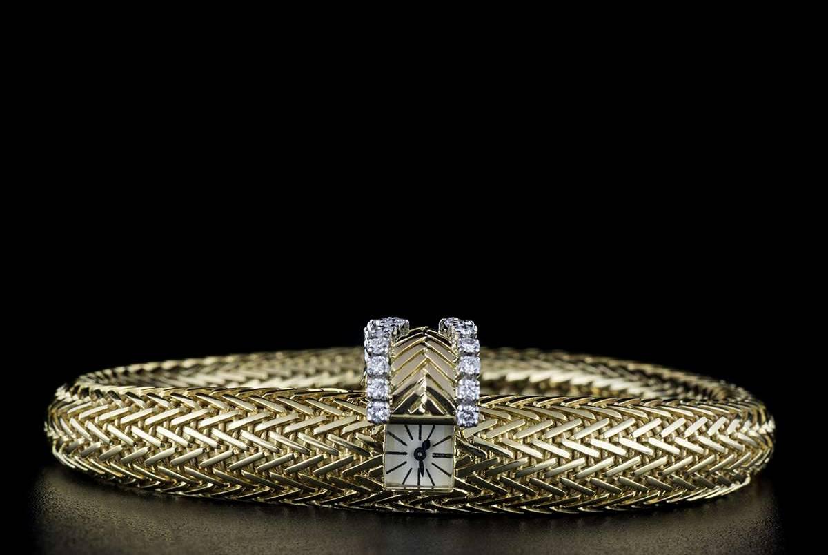Cartier Ladies Gold Diamond Case manual wind Wristwatch  2