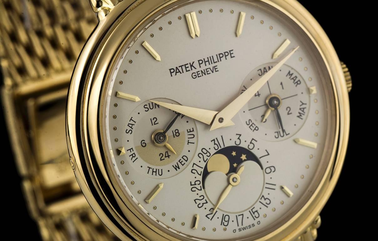Patek Philippe Gold Perpetual Calendar Moonphase Automatic Wristwatch In Excellent Condition In London, GB