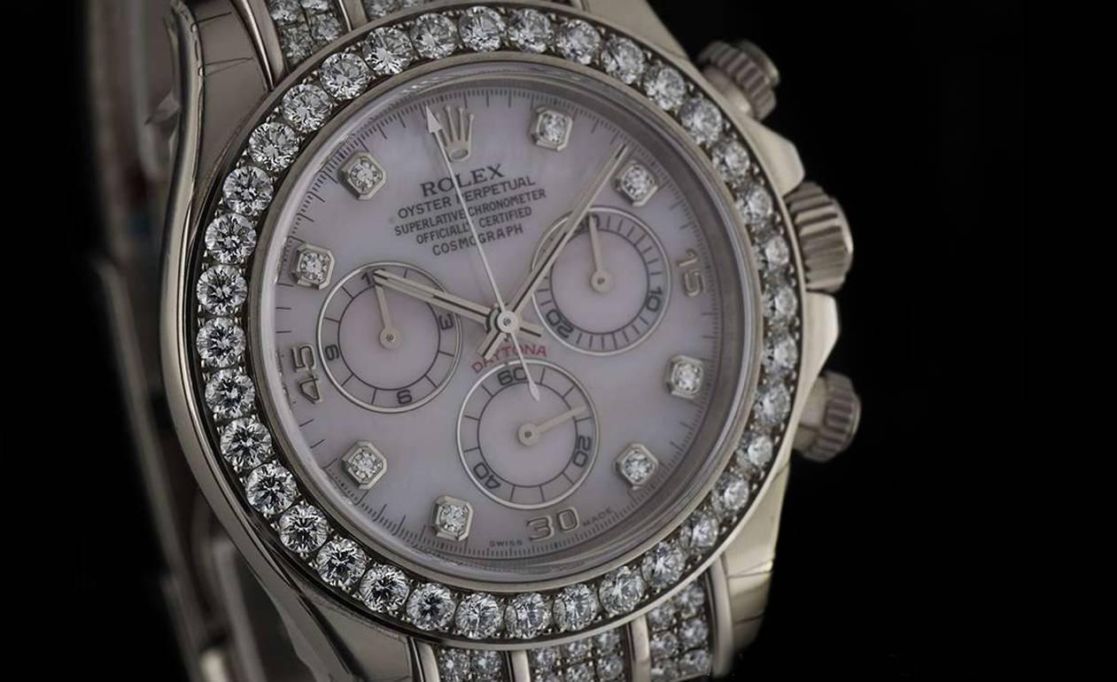 An Unworn 18k White Gold Oyster Perpetual Daytona Gents Wristwatch 116599RBR, pink mother of pearl (MOP) dial set with 8 applied round brilliant diamond hour markers and applied arabic quarterly numbers, 30 minute recorder at 3 0'clock, small