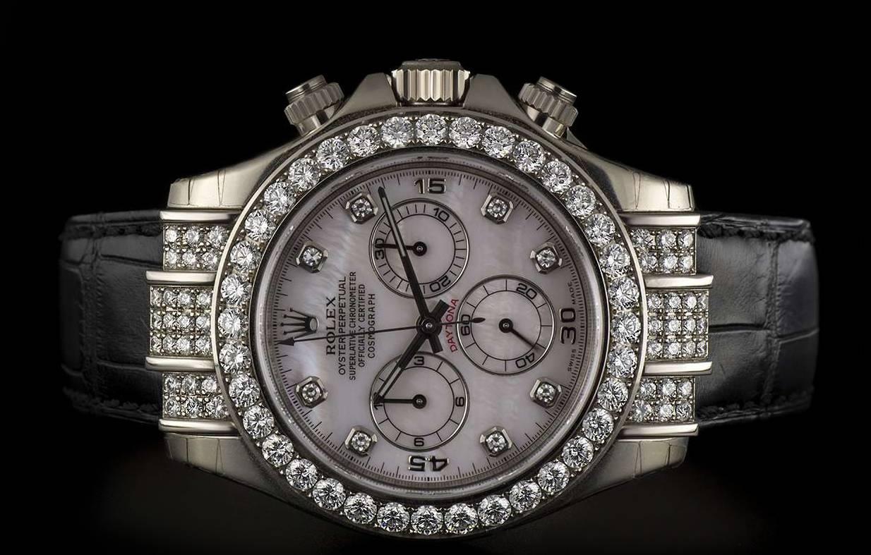 Women's or Men's Rolex Gold Diamond Daytona Chronograph Automatic Wristwatch