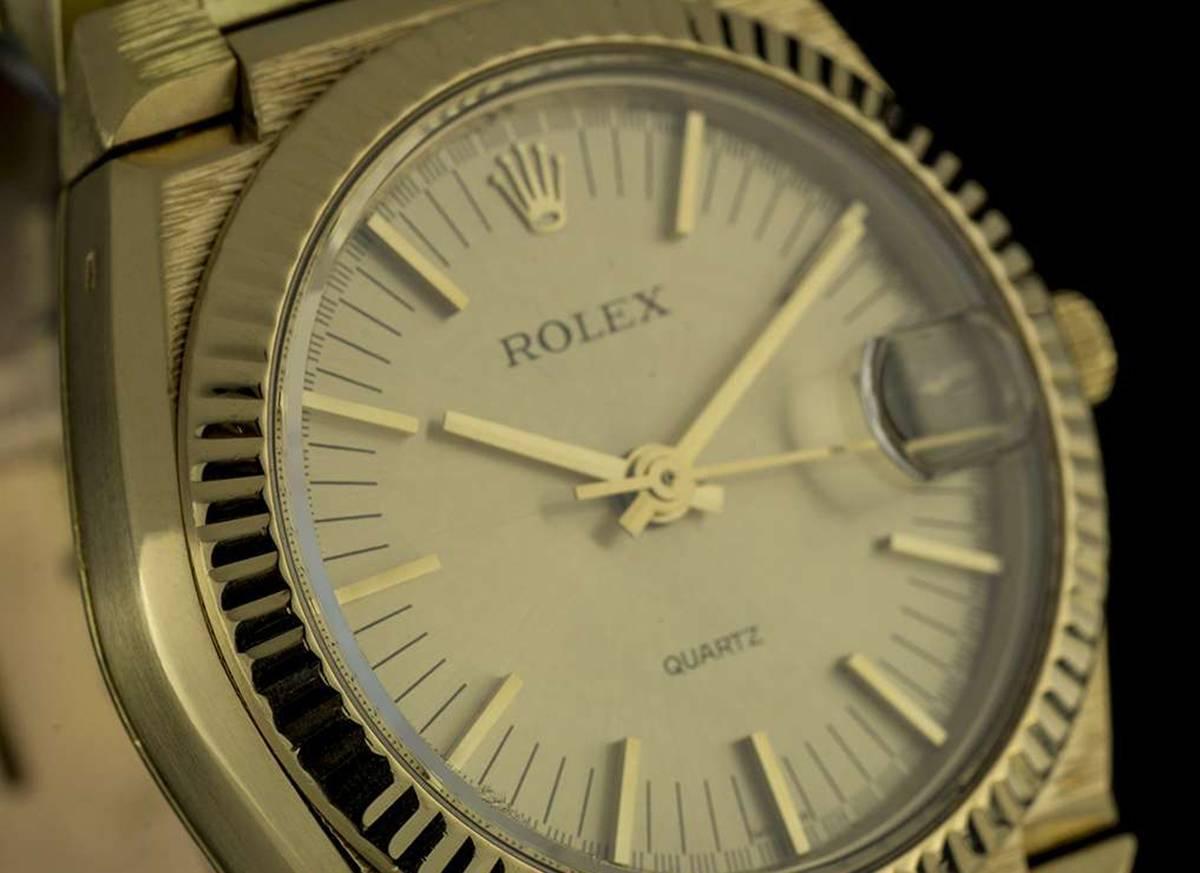 Rolex Rinde Finish Texan Beta 21 Gold 5100 im Zustand „Hervorragend“ in London, GB