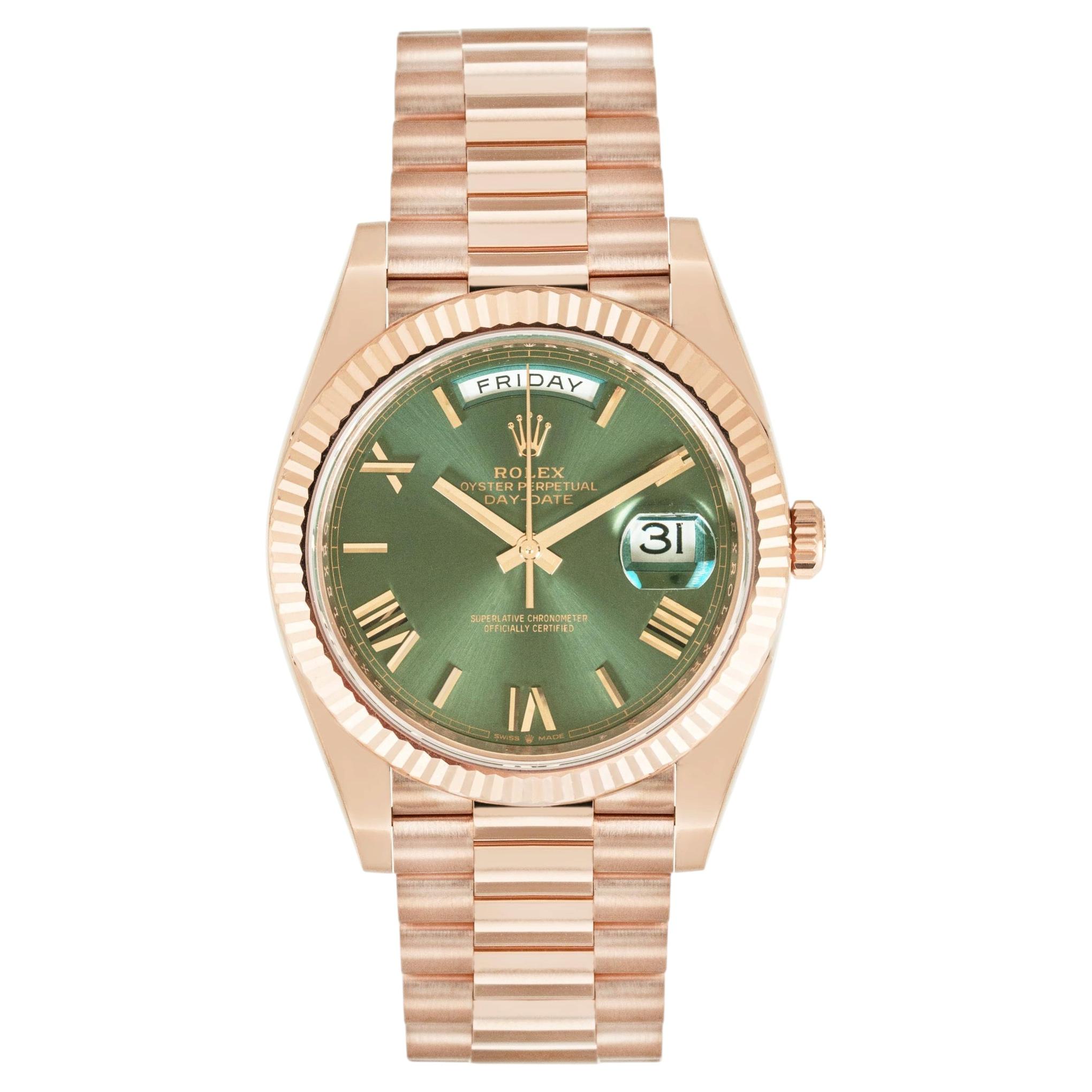 Rolex Day-Date 40, oro rosa, esfera verde oliva, 40 mm, sin usar, 2026, 228235