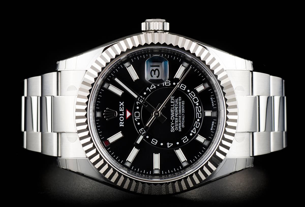 Men's Rolex Stainless Steel Annual Calendar Sky-Dweller automatic wristwatch