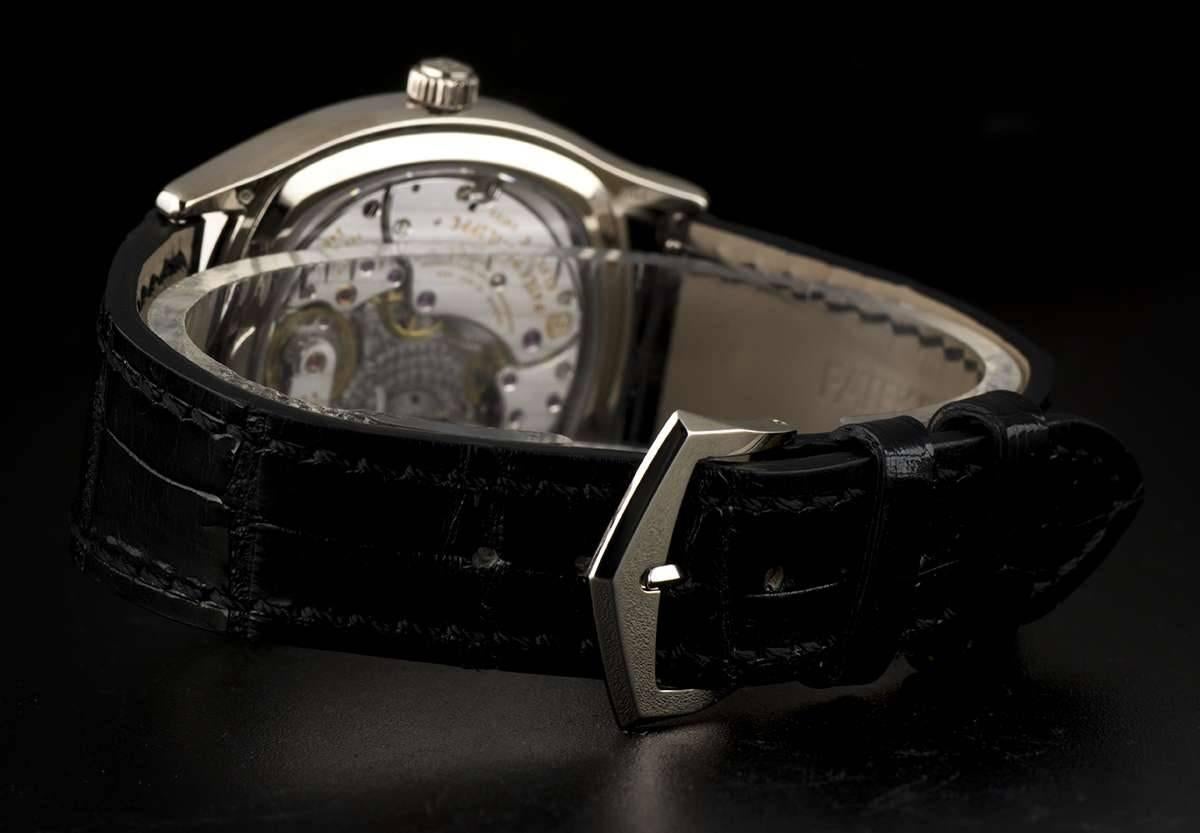 Patek Philippe White Gold Perpetual Calendar Moonphase automatic Wristwatch 2
