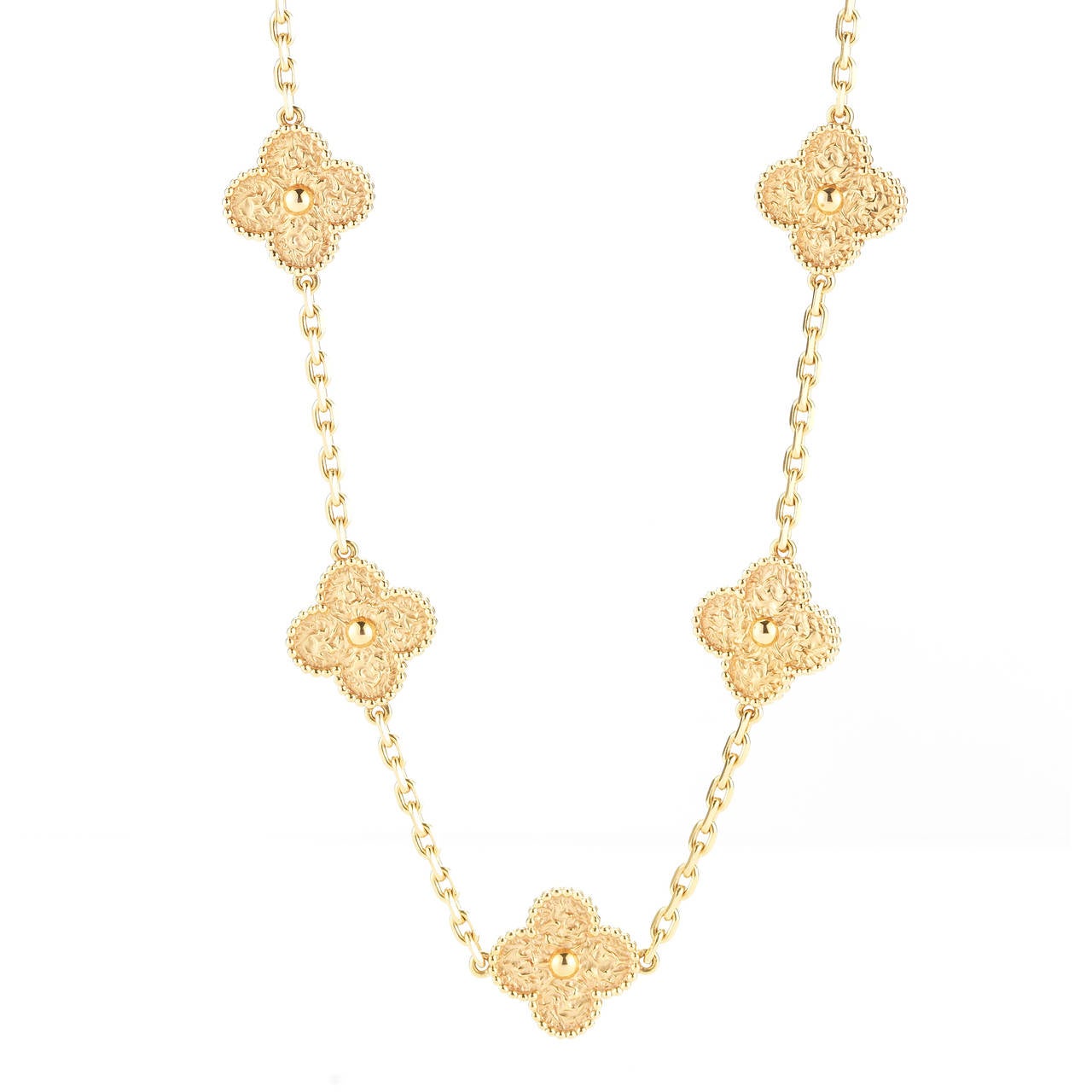 This is a stunning Van Cleef & Arpels Vintage Alhambra necklace. It contains 20 motifs, and is 33