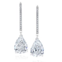 Important GIA Certified 5.92 Carat Pear Shape Diamond Platinum Hanging Earrings