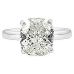 GIA Certified 4.01 Carats Cushion Cut Diamond Solitaire Engagement Ring