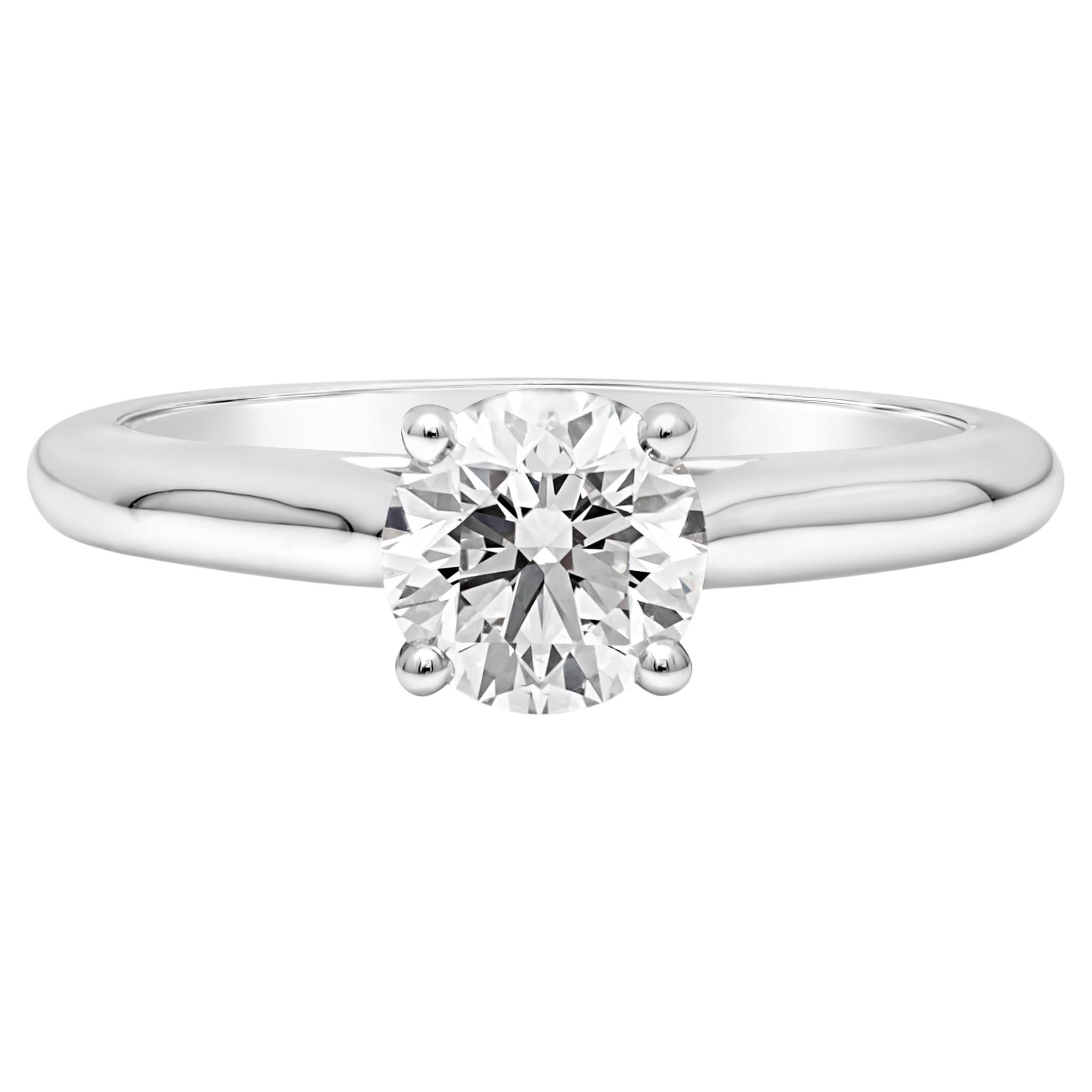 Anello di fidanzamento solitario con diamante taglio rotondo certificato GIA da 0,90 carati di Cartier