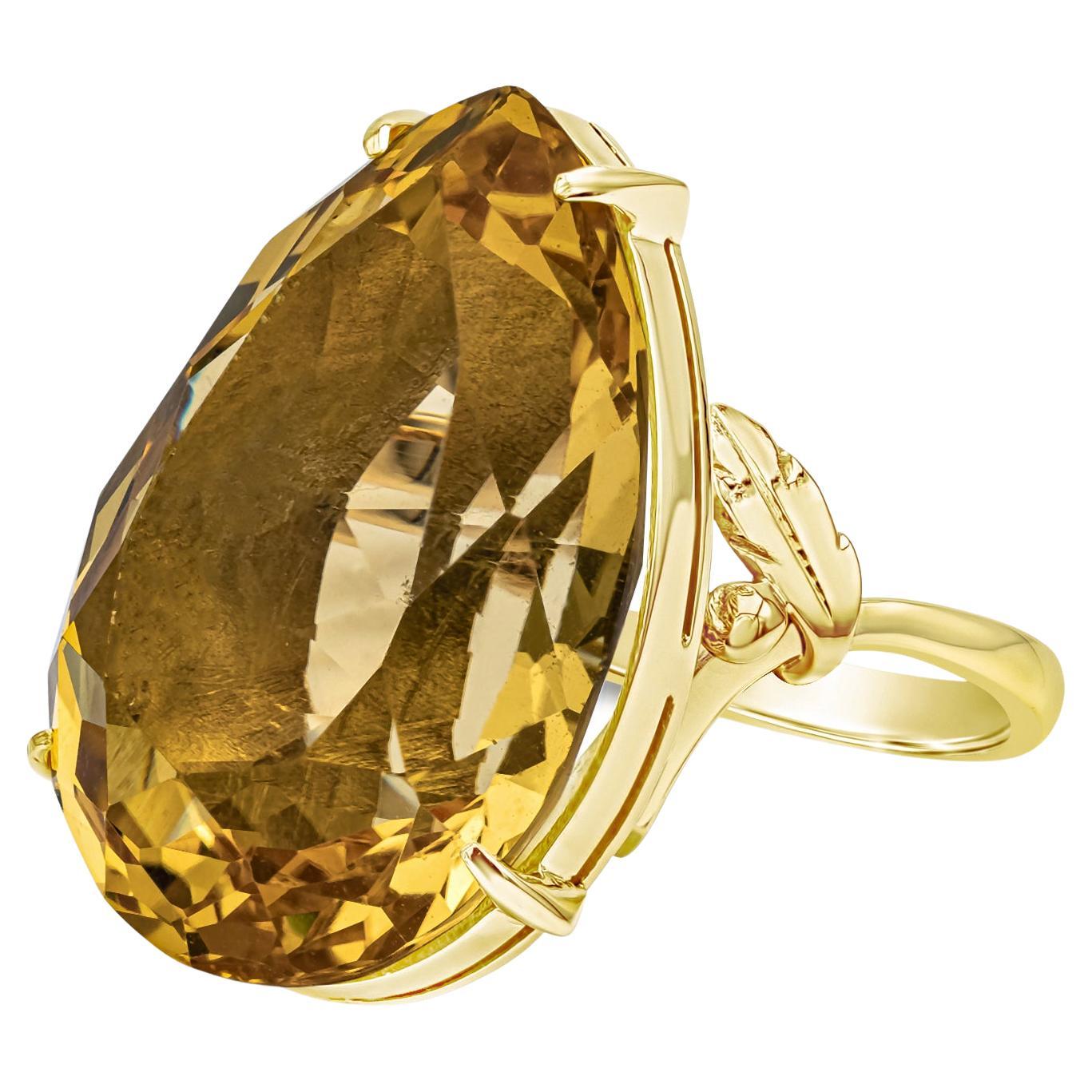 Bague cocktail en or jaune avec citrine dorée en forme de poire de 30,92 carats au total