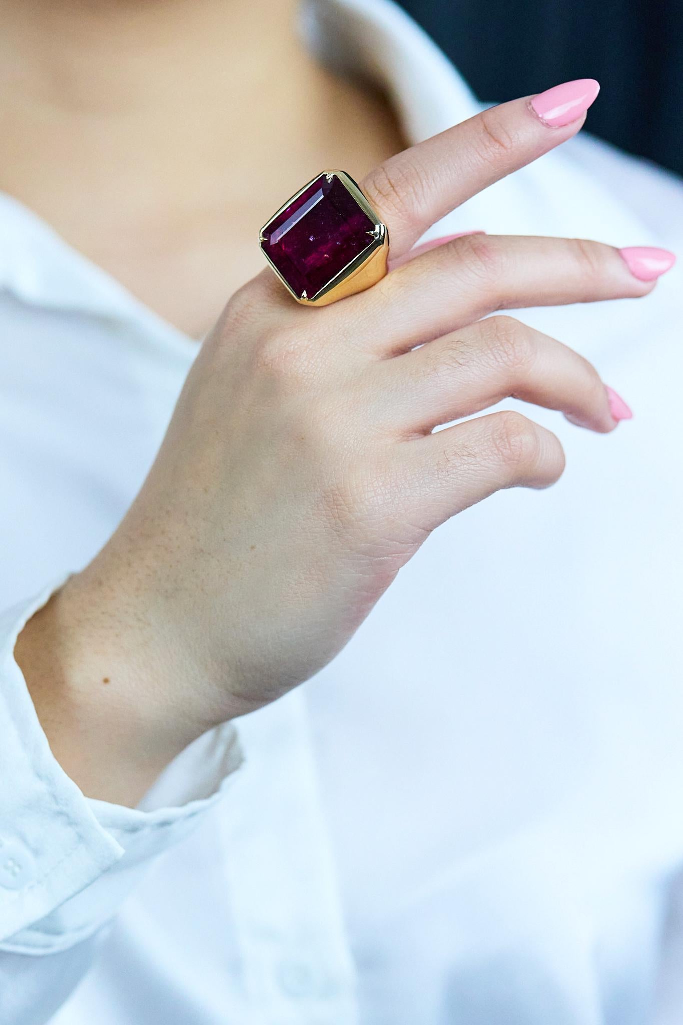 37.37 Carats Emerald Cut Rubellite Tourmaline Cocktail Ring in 18K Yellow Gold In New Condition For Sale In New York, NY