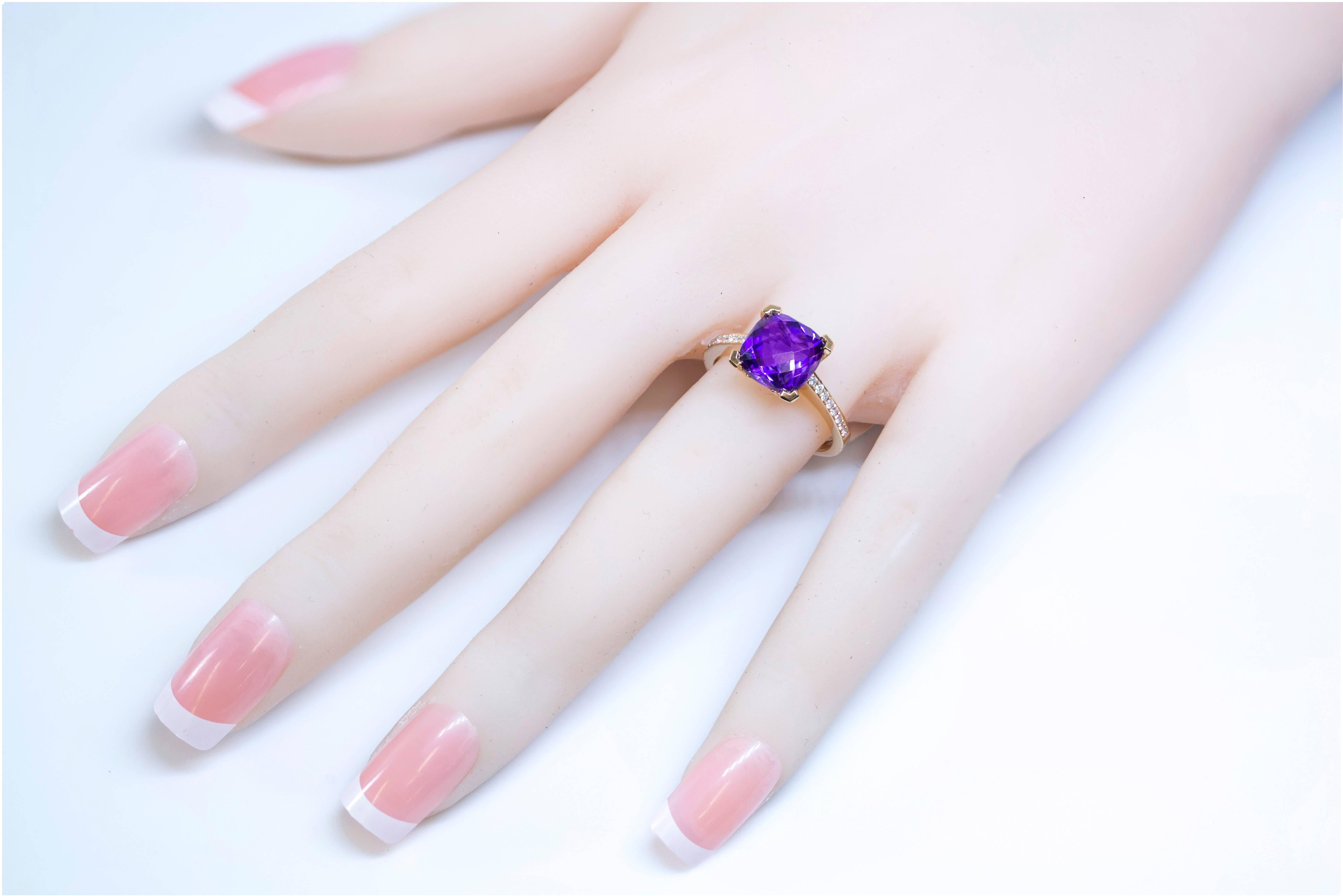 Natural Amethyst Diamond Rose Gold Cocktail Ring In New Condition In New York, NY