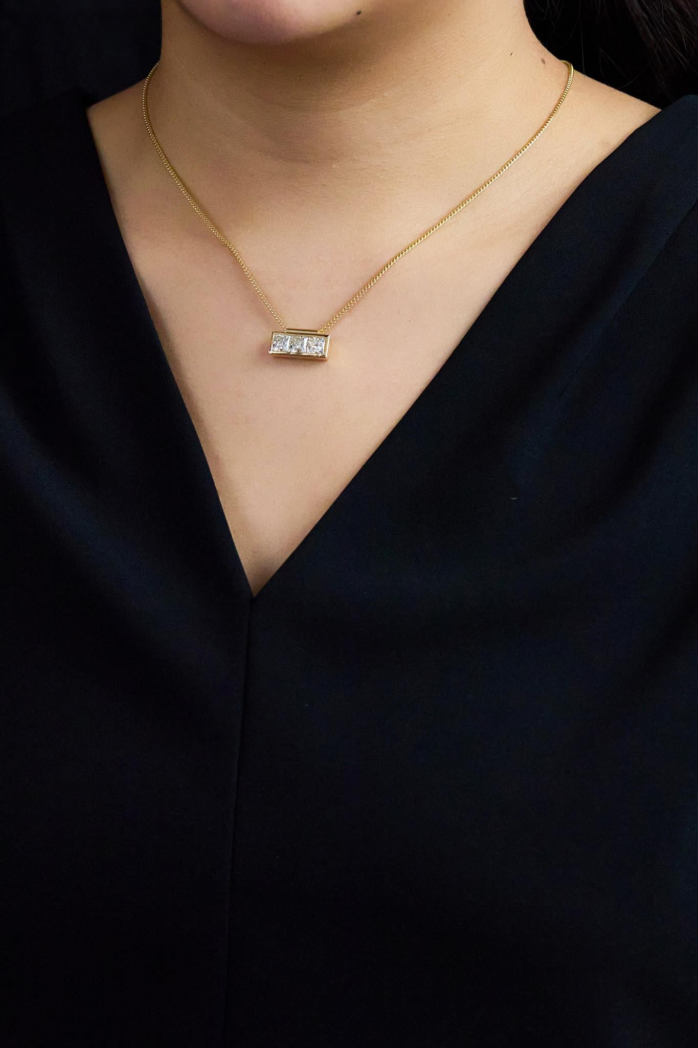 Roman Malakov 3.32 Karat Prinzessinnenschliff gerahmter Diamant-Anhänger im Zustand „Neu“ im Angebot in New York, NY
