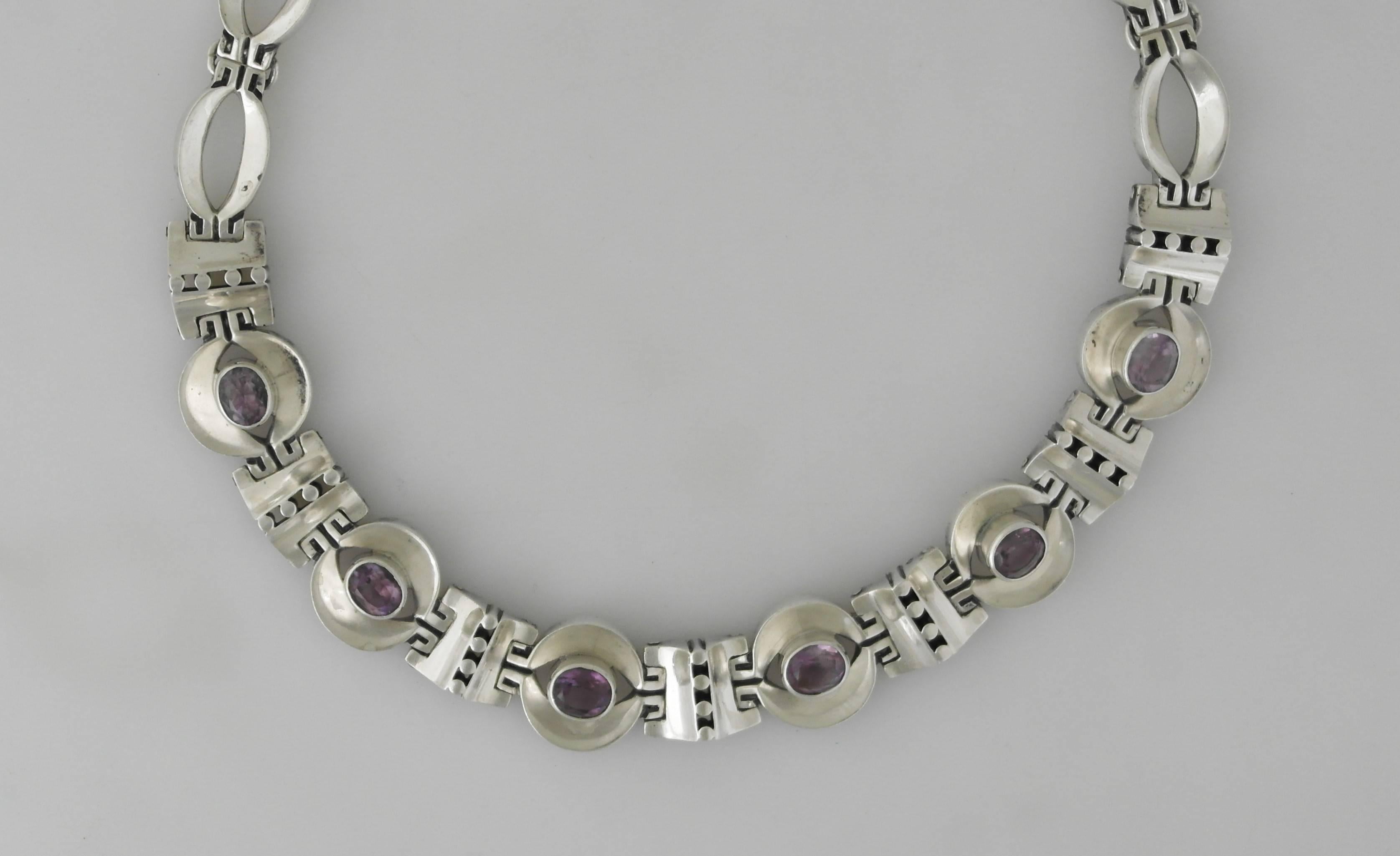 Los Ballesteros Amethysts Sterling Silver Necklace In Excellent Condition For Sale In New York, NY