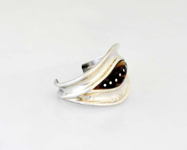William Spratling Sterling Silver and Shell Cuff Bracelet In Excellent Condition In New York, NY