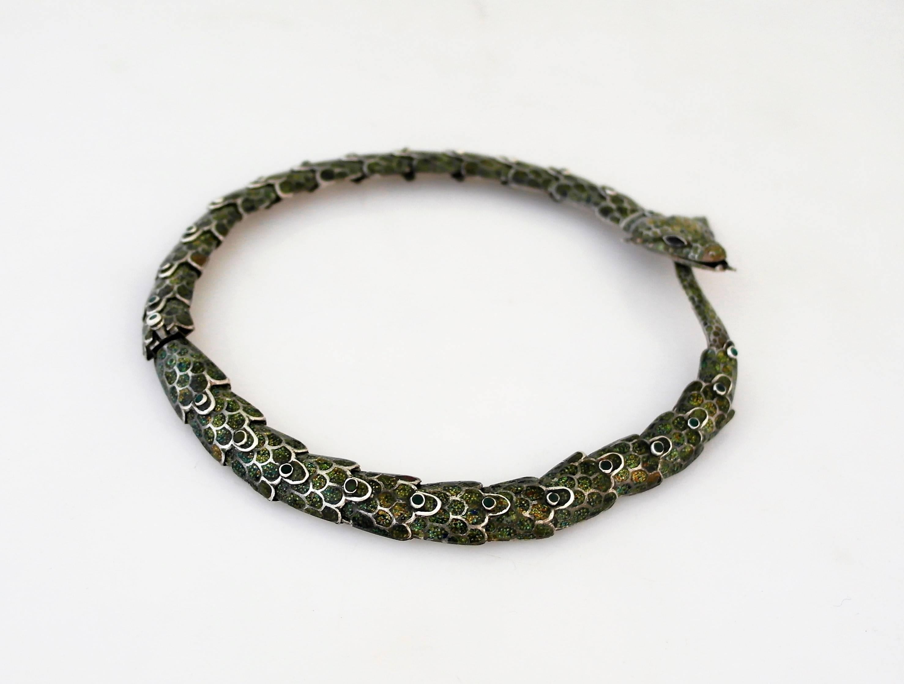 Margot De Taxco Enamel Sterling Silver Snake Necklace In Excellent Condition For Sale In New York, NY