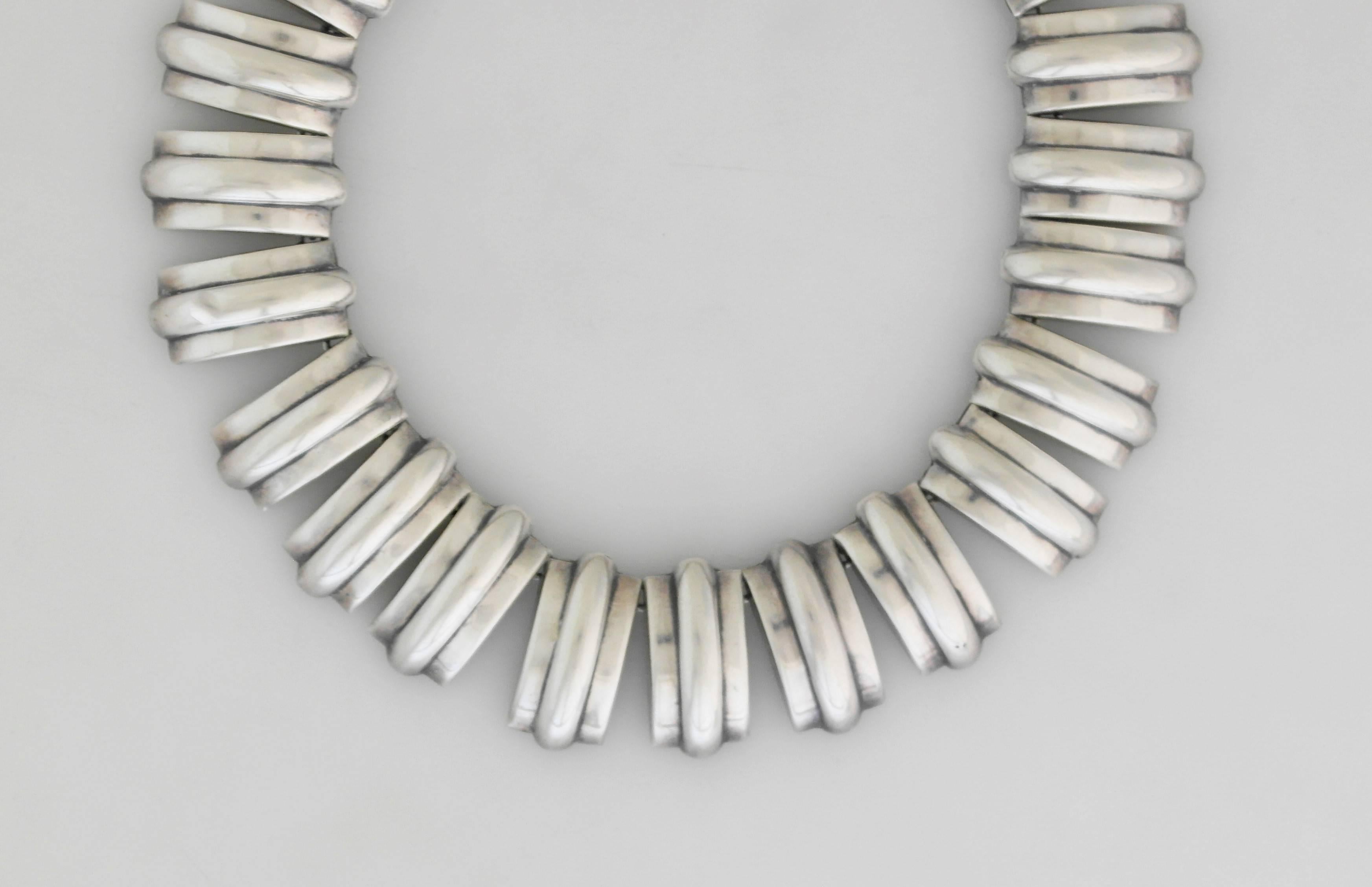 Powerful Fred Davis for Sanborns Sterling Silver Necklace 1930 In Excellent Condition In New York, NY