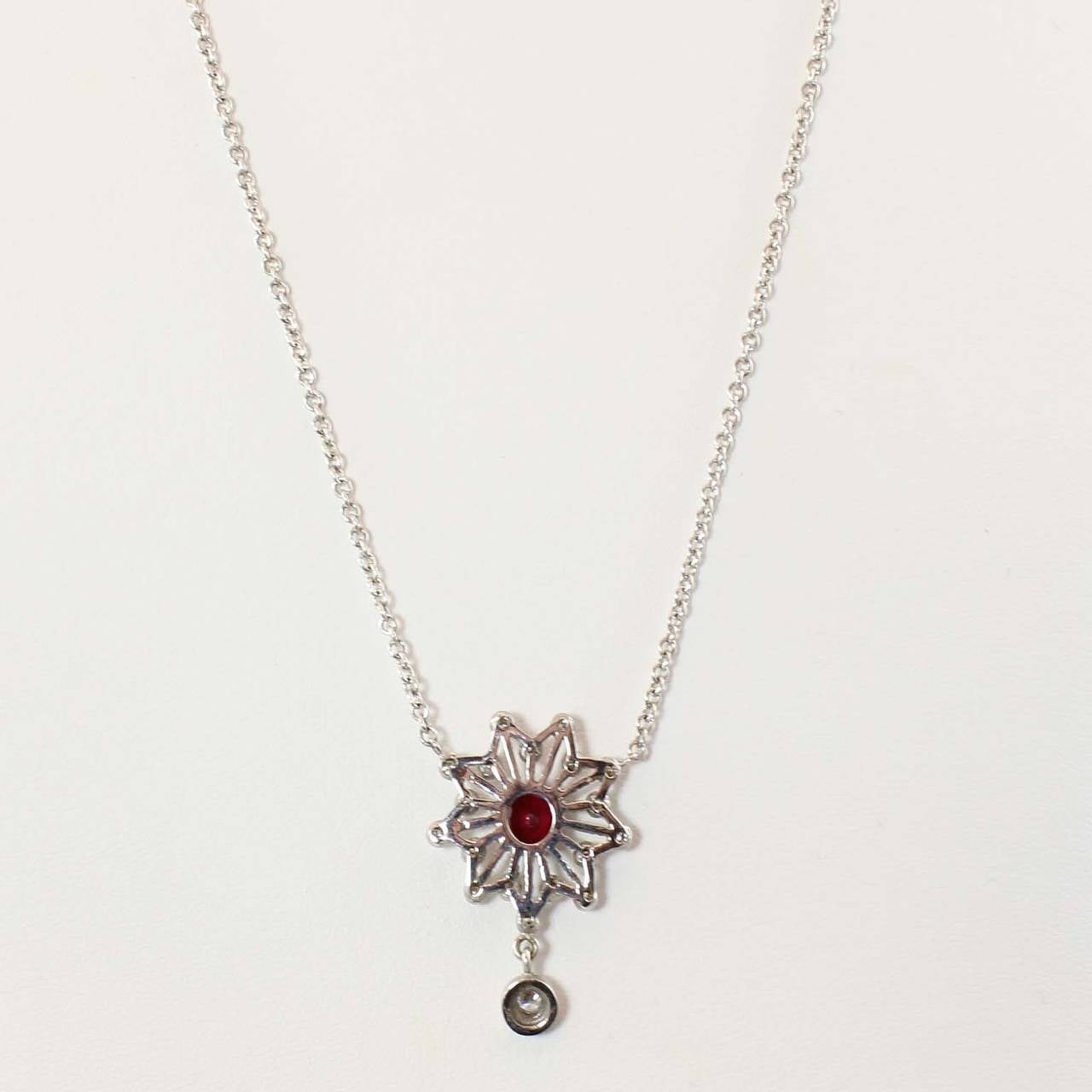 Colgante Gota Estrella Doris Panos Colección Lucia Rubí Diamante Oro en Nuevo estado para la venta en Chicago, IL