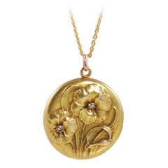 Art Nouveau Diamond Yellow Gold Floral Design Locket