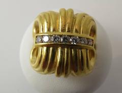 Lagos Diamond Gold Scroll Design Ring