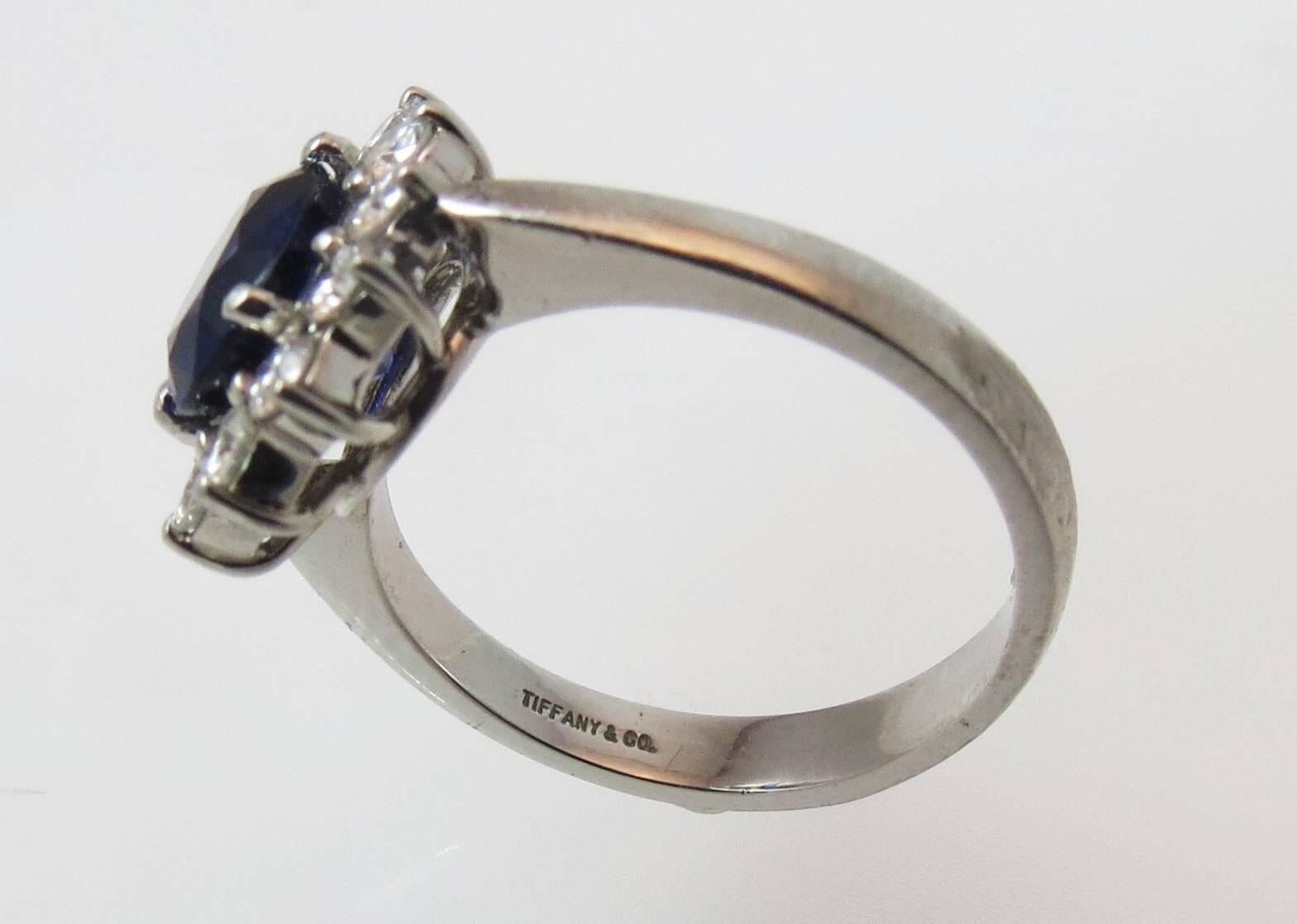 sapphire and diamond platinum ring