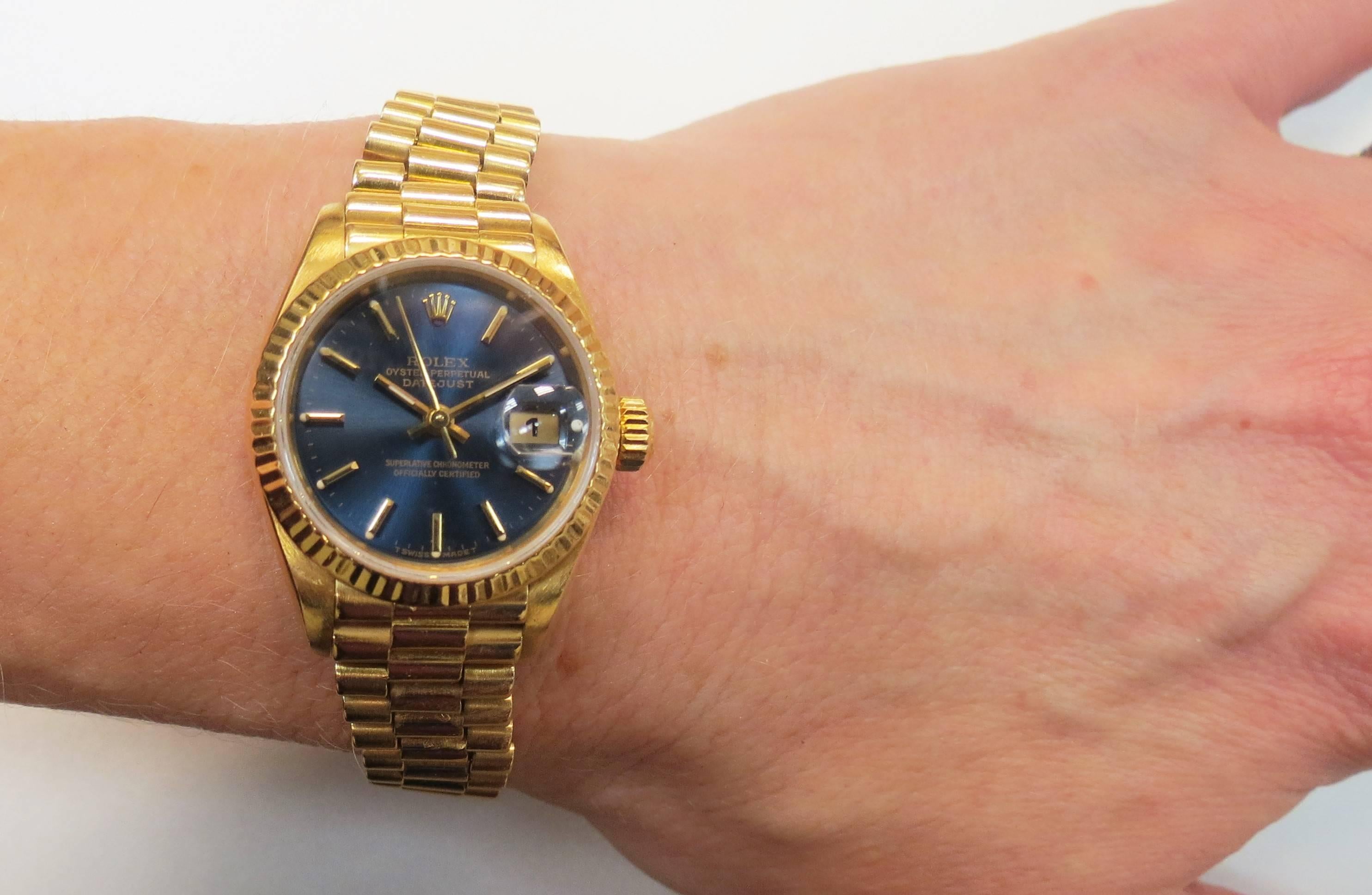 Rolex, Pre-owned 18K Yellow Gold Rolex Oyster Perpetual Datejust Bracelet Watch In Excellent Condition In Chicago, IL