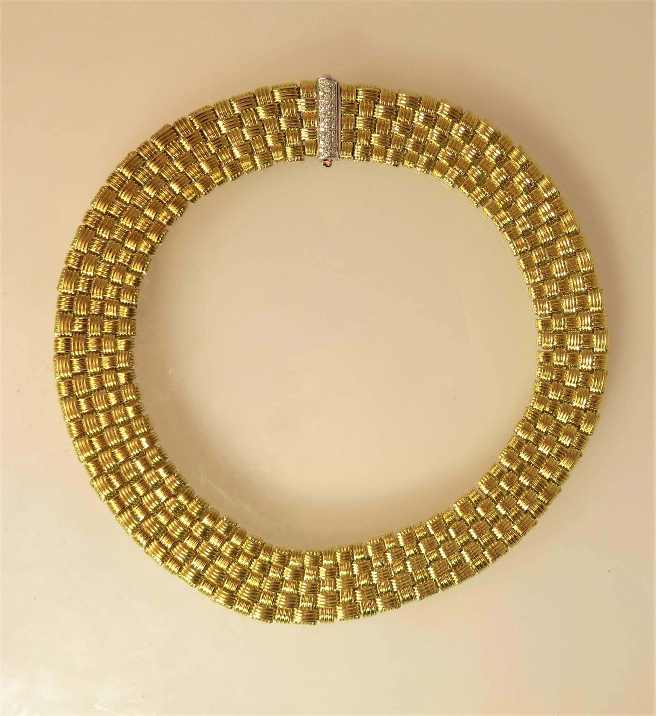 Fabulous Roberto Coin 18K yellow gold APPASSIONATA 5 row necklace with diamond clasp, with 31 full cut round diamonds weighing .39cts.