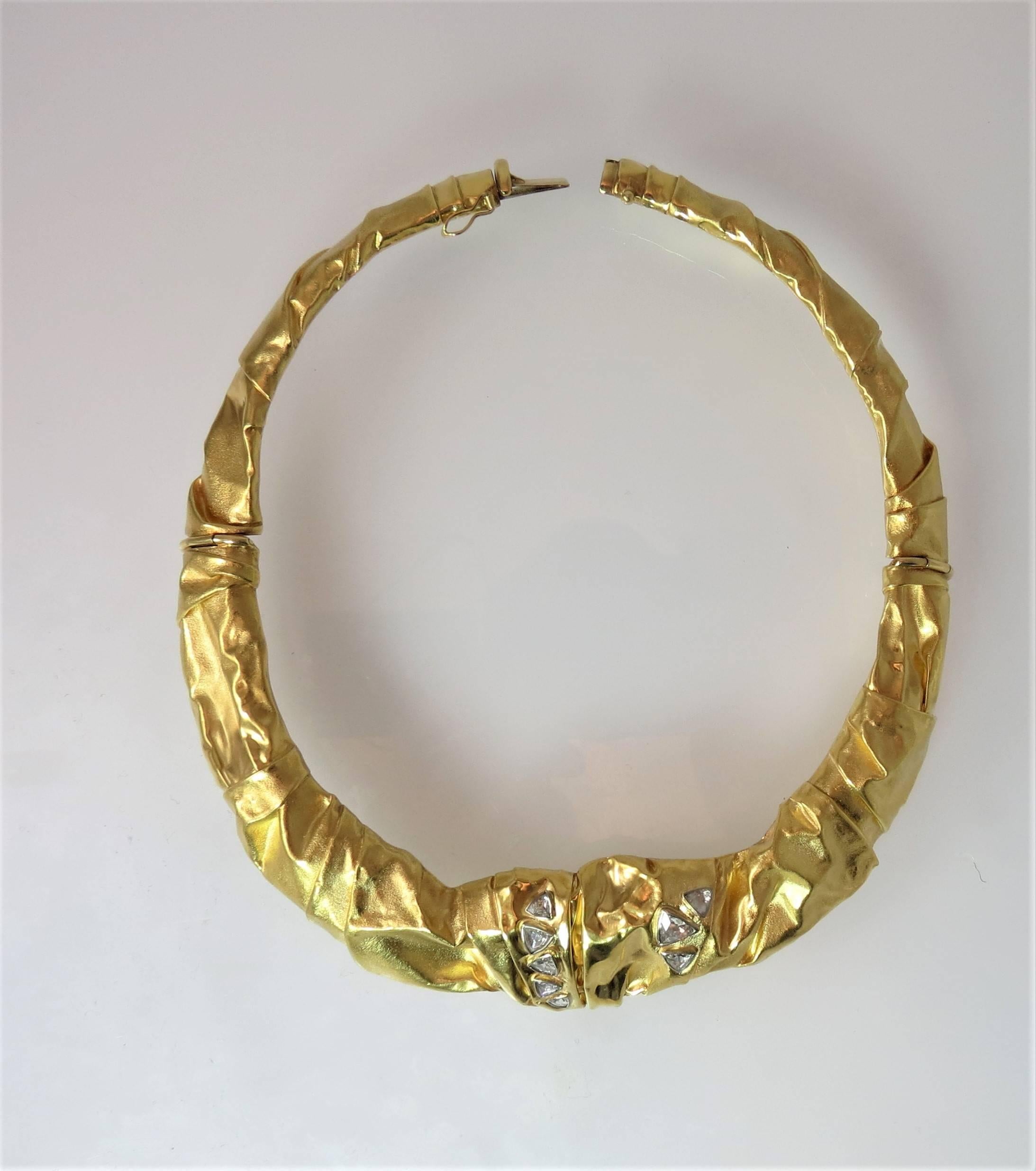 Women's Diamond Rose Cut Diamond Hinged Gold Collar Necklace For Sale