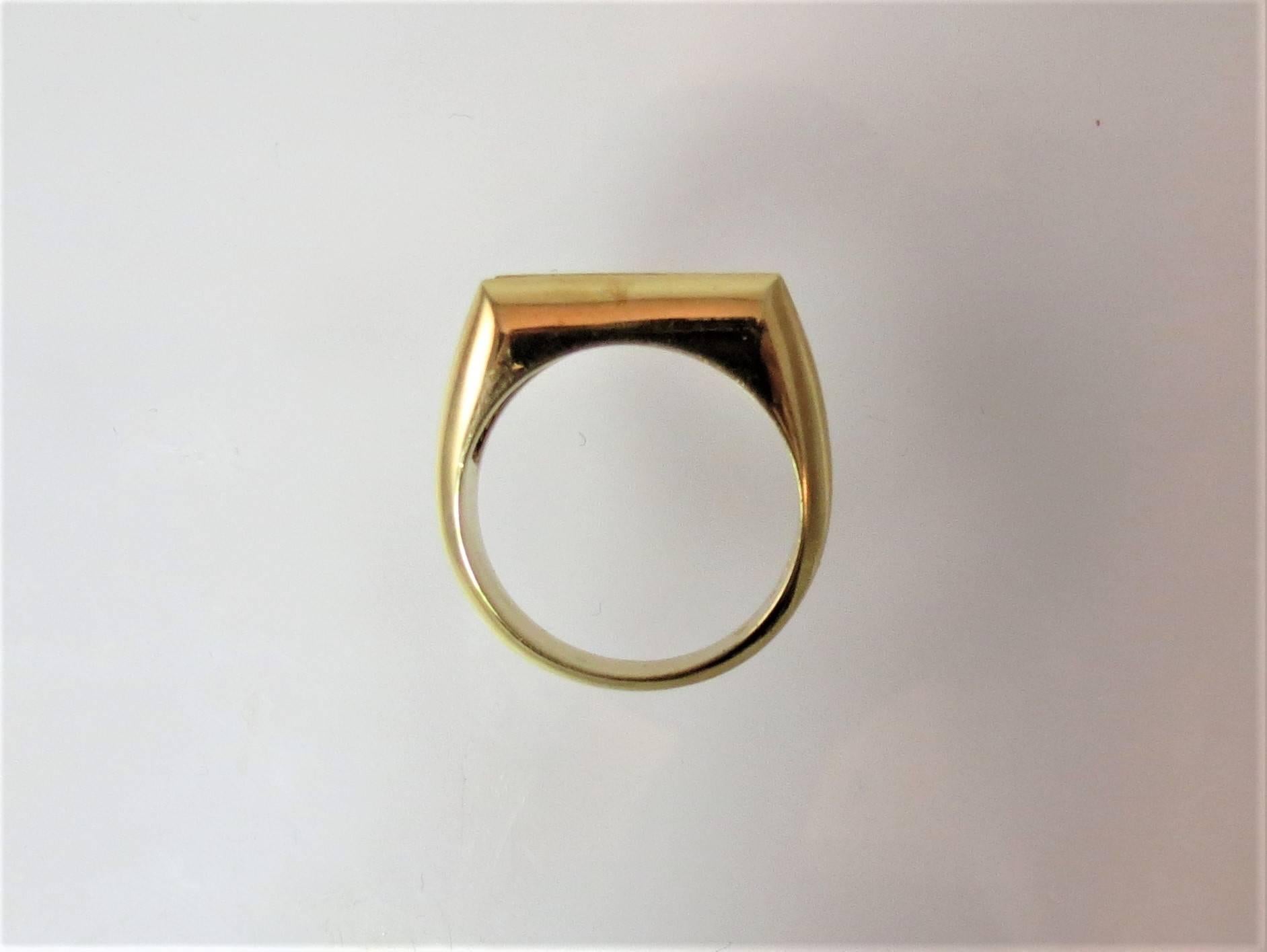 Contemporary  Yellow Gold Gents Baguette Diamond Band Ring In Excellent Condition In Chicago, IL