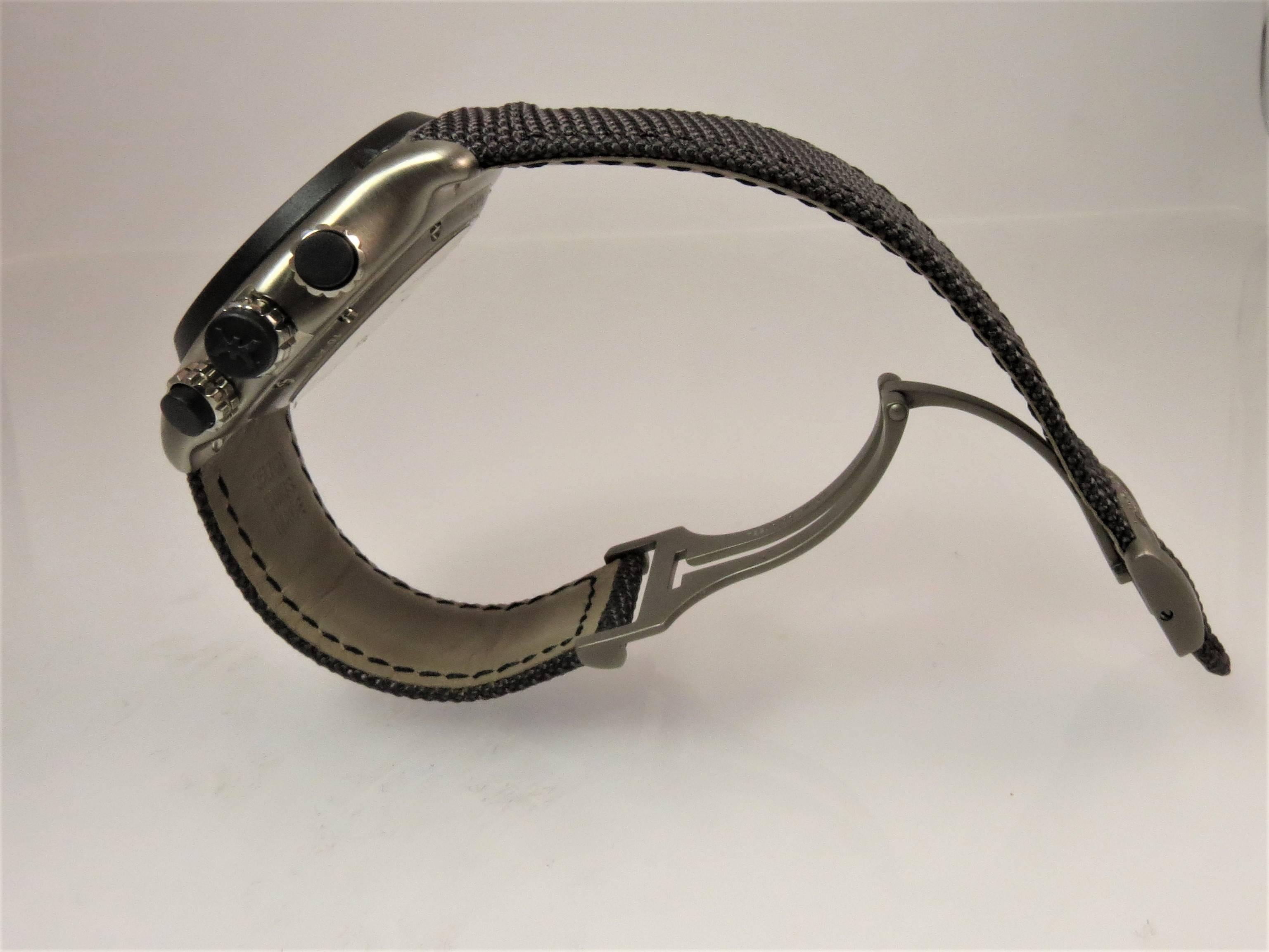 Automatik-Armbanduhr mit Faltschließe aus Titan und Chronographarmband Herren im Angebot