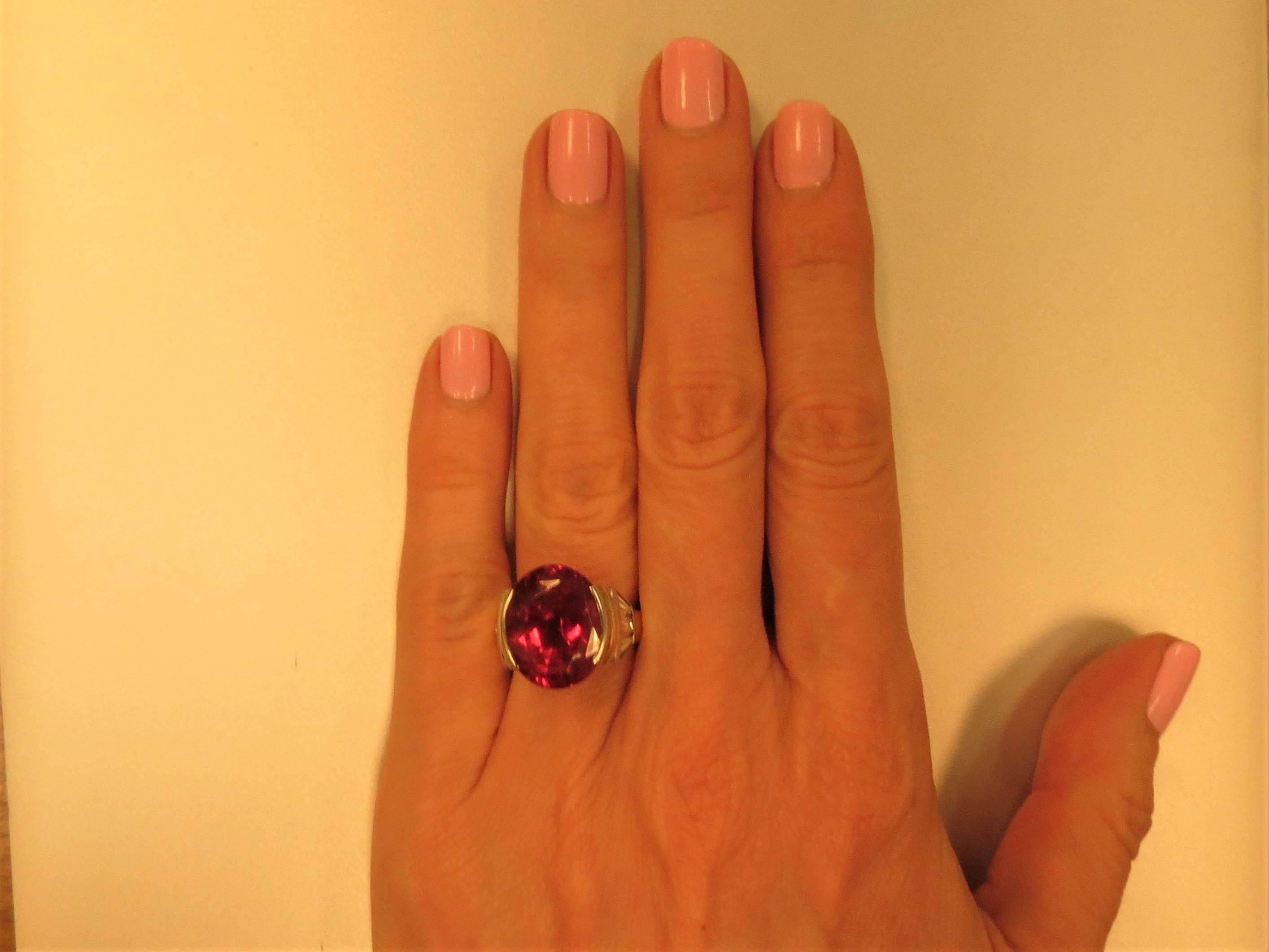 Contemporary Susan Berman 18 Karat Yellow Gold and Platinum Ring with Rubellite and Diamonds For Sale