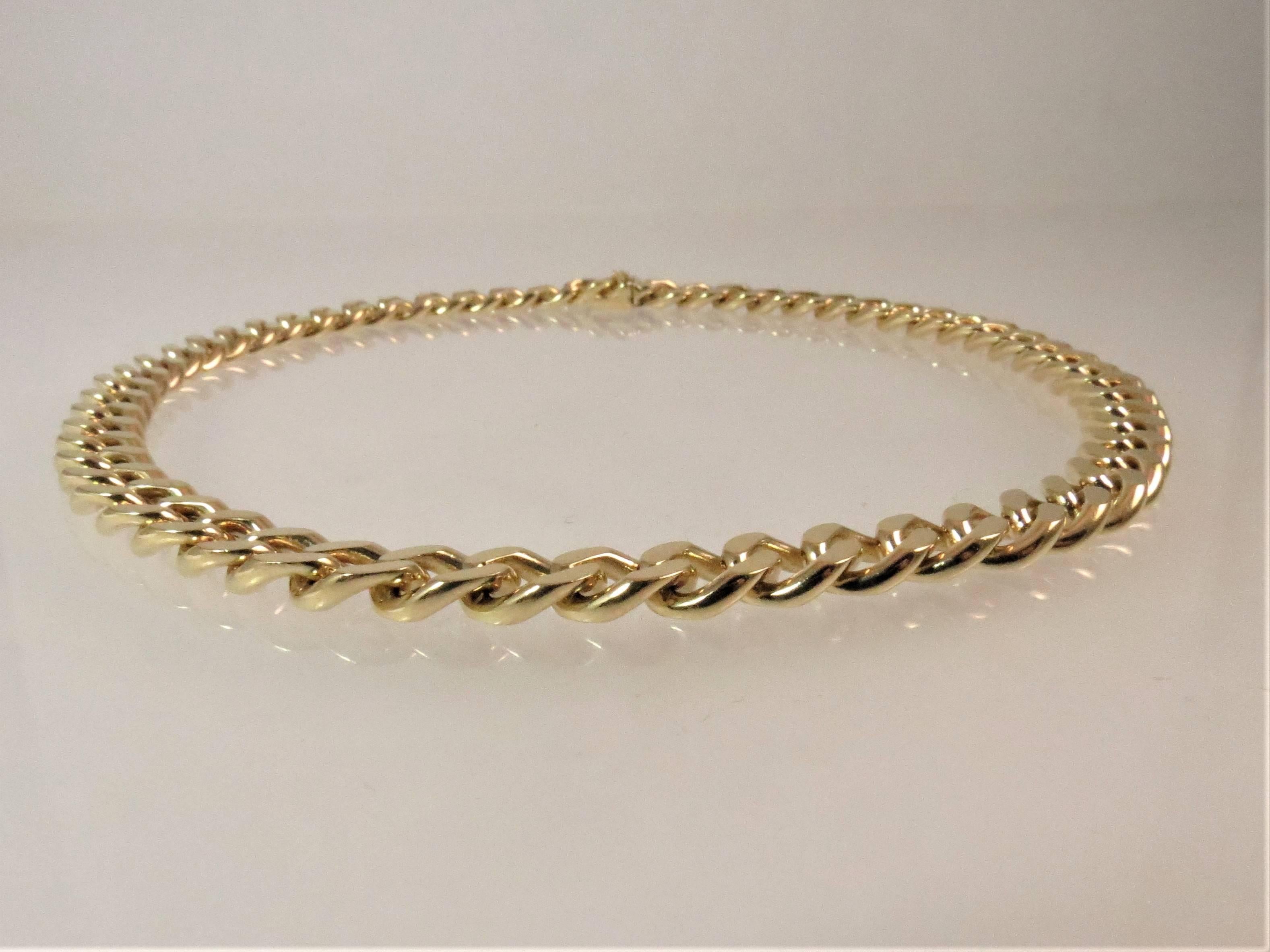 Contemporary 14 Karat Yellow Gold Curb Link Necklace