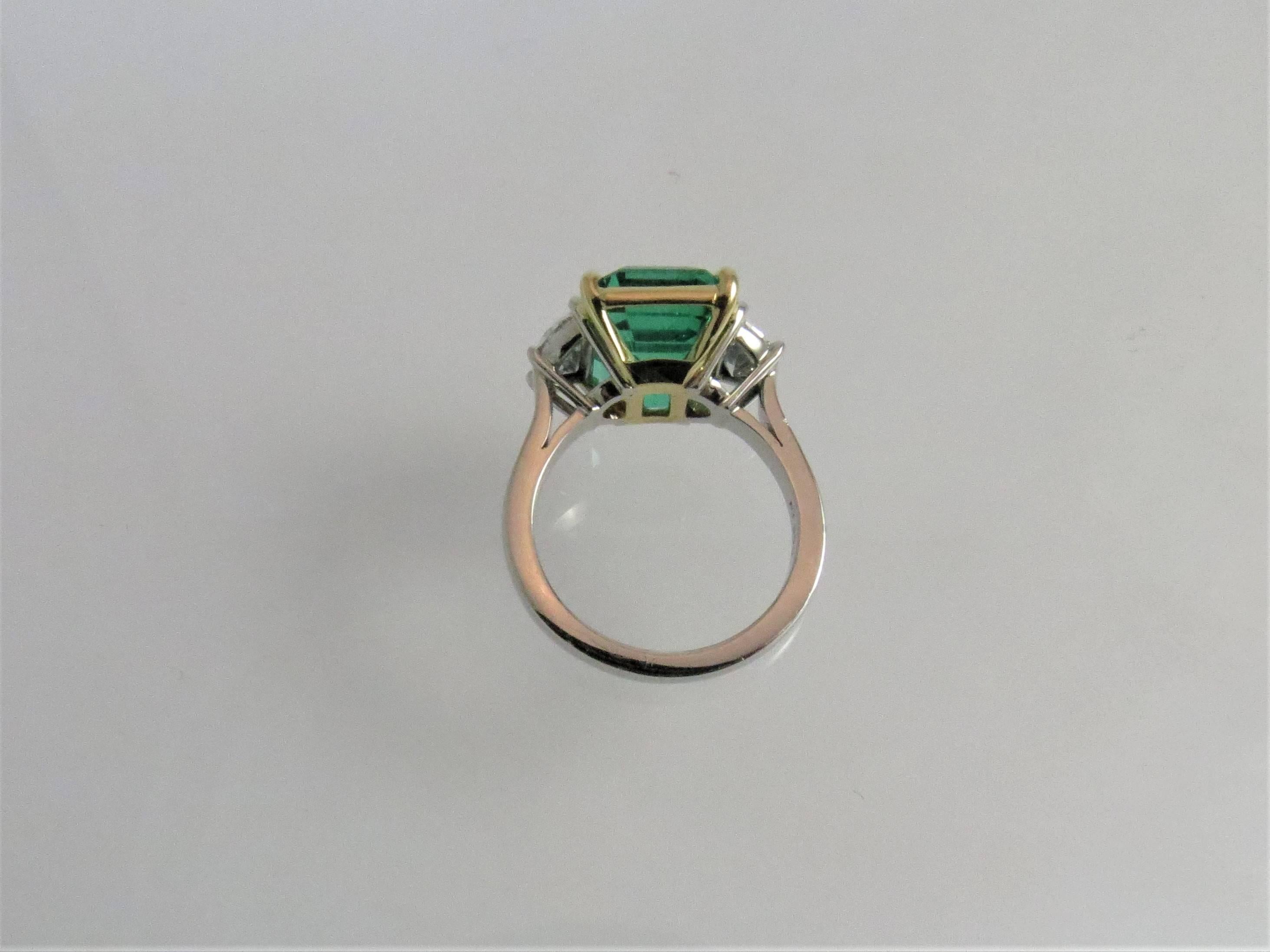 Platinum and 18 Karat Yellow Gold Emerald and Half Moon Diamond Ring In Excellent Condition In Chicago, IL
