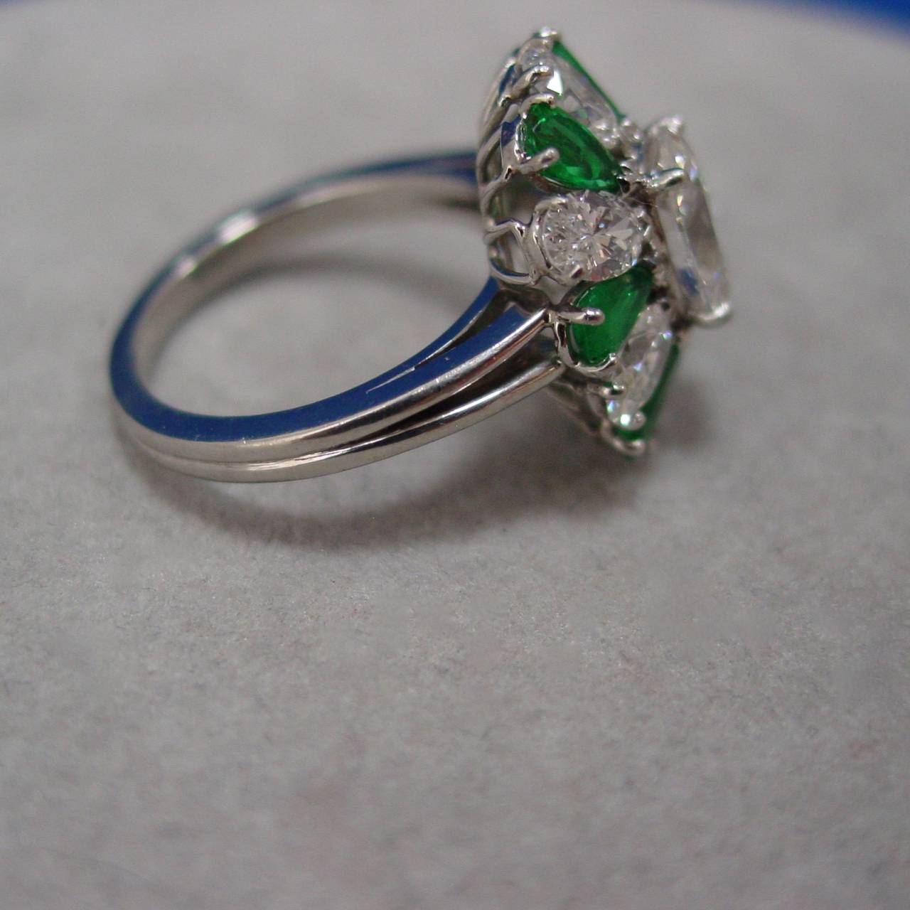 Women's Oscar Heyman Emerald Diamond Platinum Ring