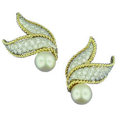 David Webb Pearl Diamond Earrings David Webb Pearl Diamond Earrings