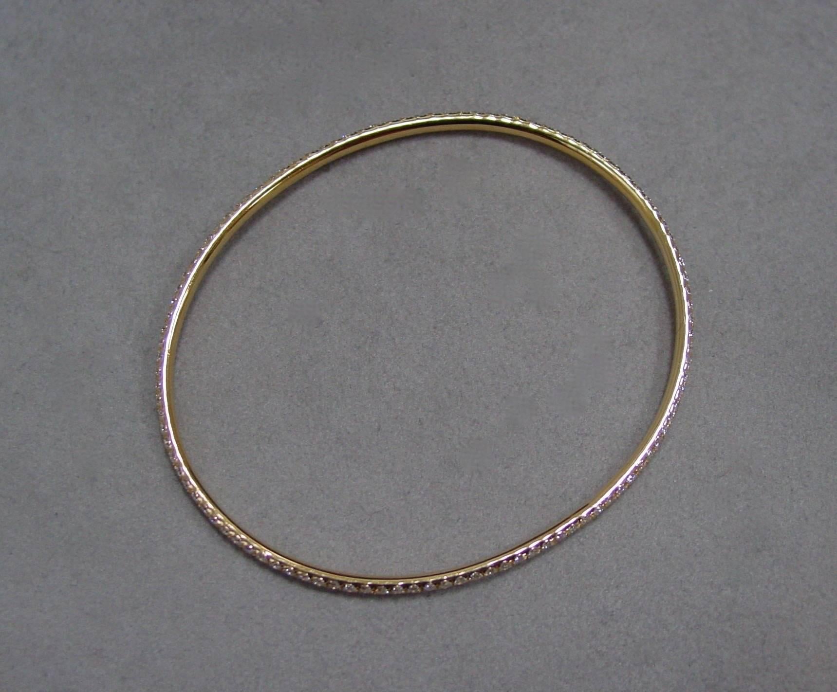 Pave Diamond Gold Bangle Bracelet In Excellent Condition For Sale In Beverly Hills, CA