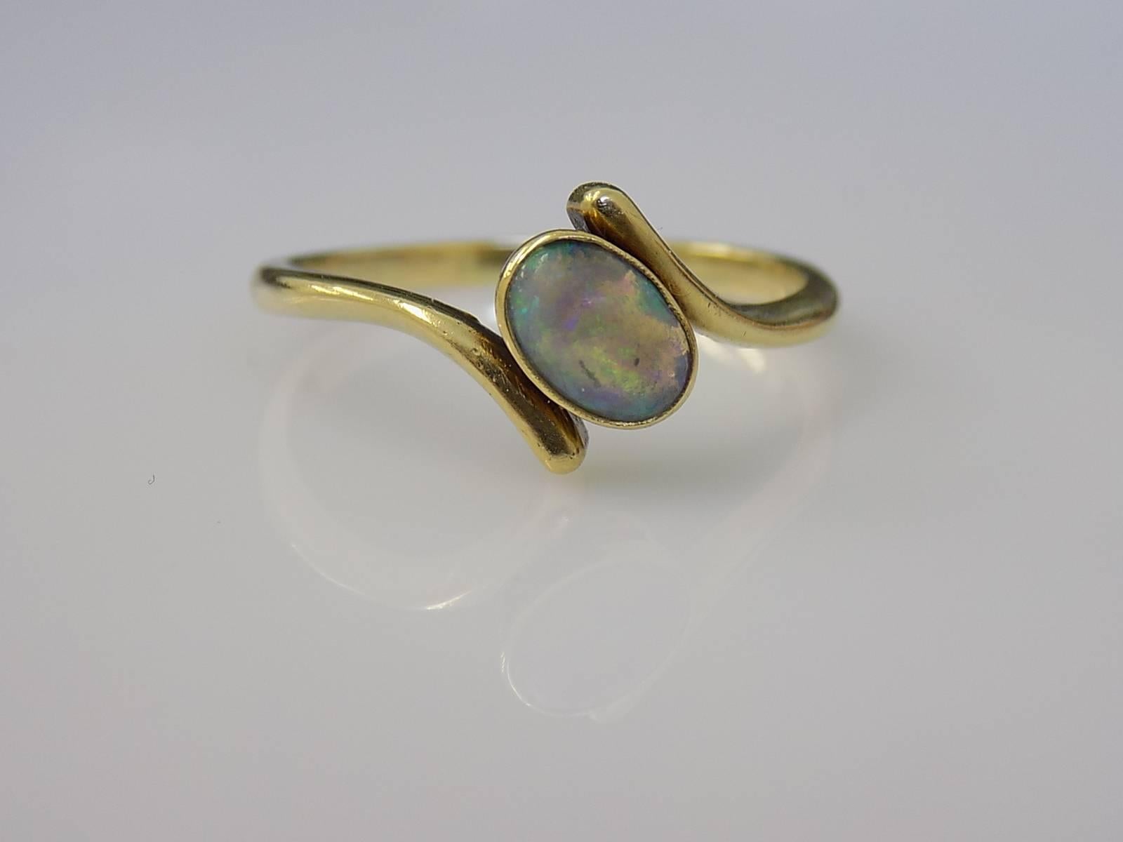 Victorian Black Opal Gold Solitaire Ring In Excellent Condition In Boston, Lincolnshire