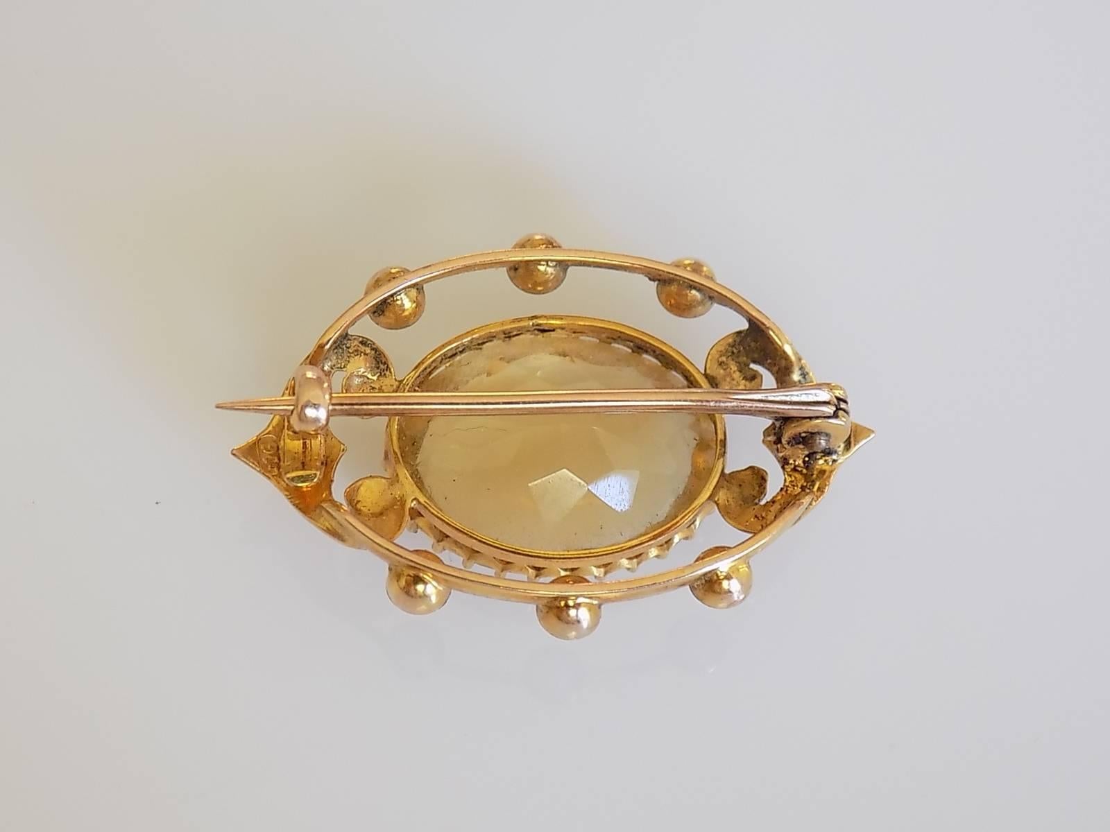 1900s Art Nouveau Citrine Pearl Gold Brooch In Excellent Condition In Boston, Lincolnshire