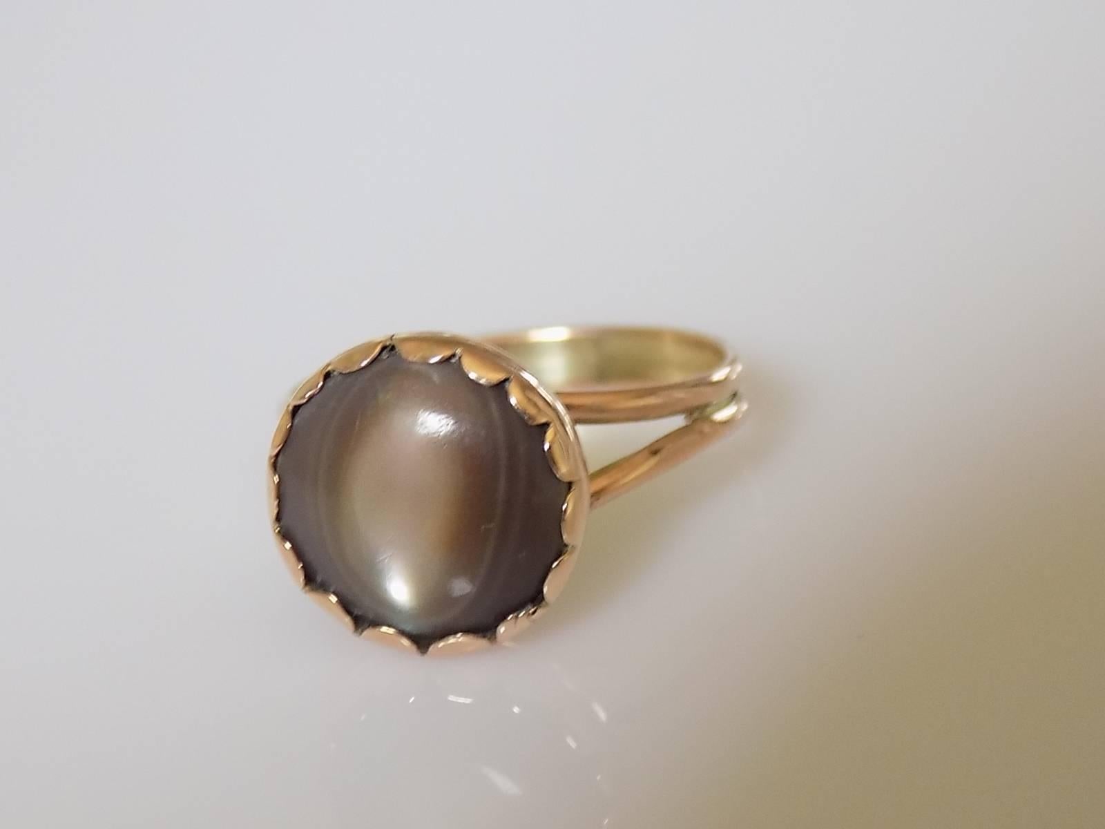 Victorian Cats Eye Mother of Pearl Gold ring 1