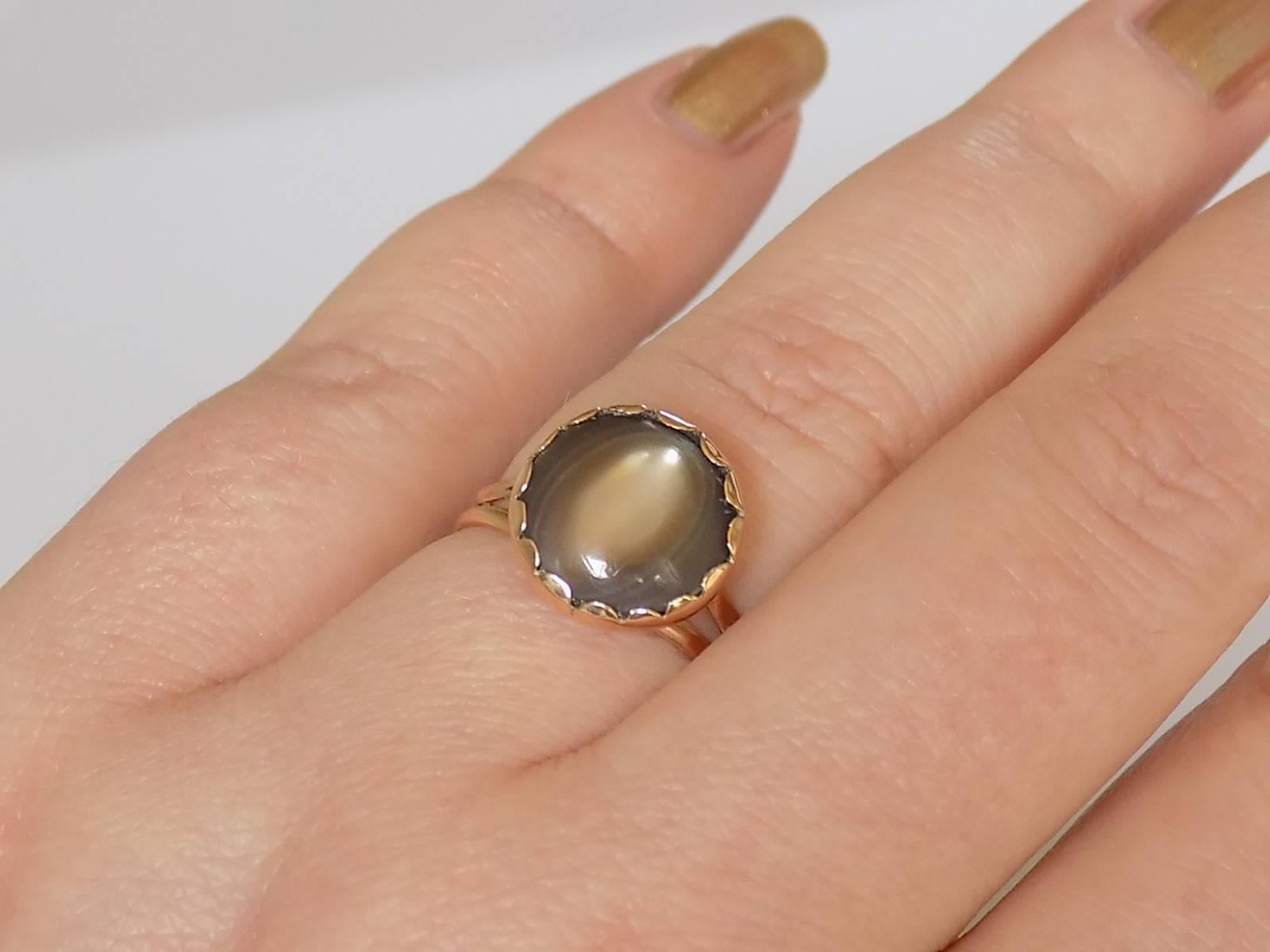 Victorian Cats Eye Mother of Pearl Gold ring 2