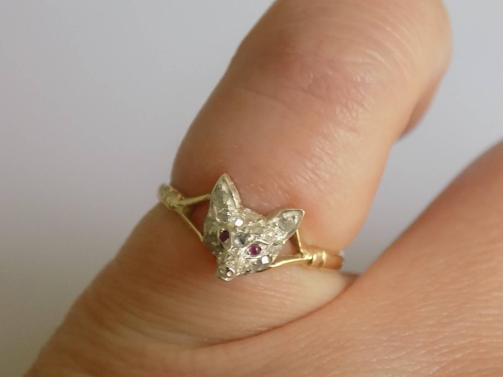 Victorian Diamond Fox head Gold ring In Excellent Condition In Boston, Lincolnshire
