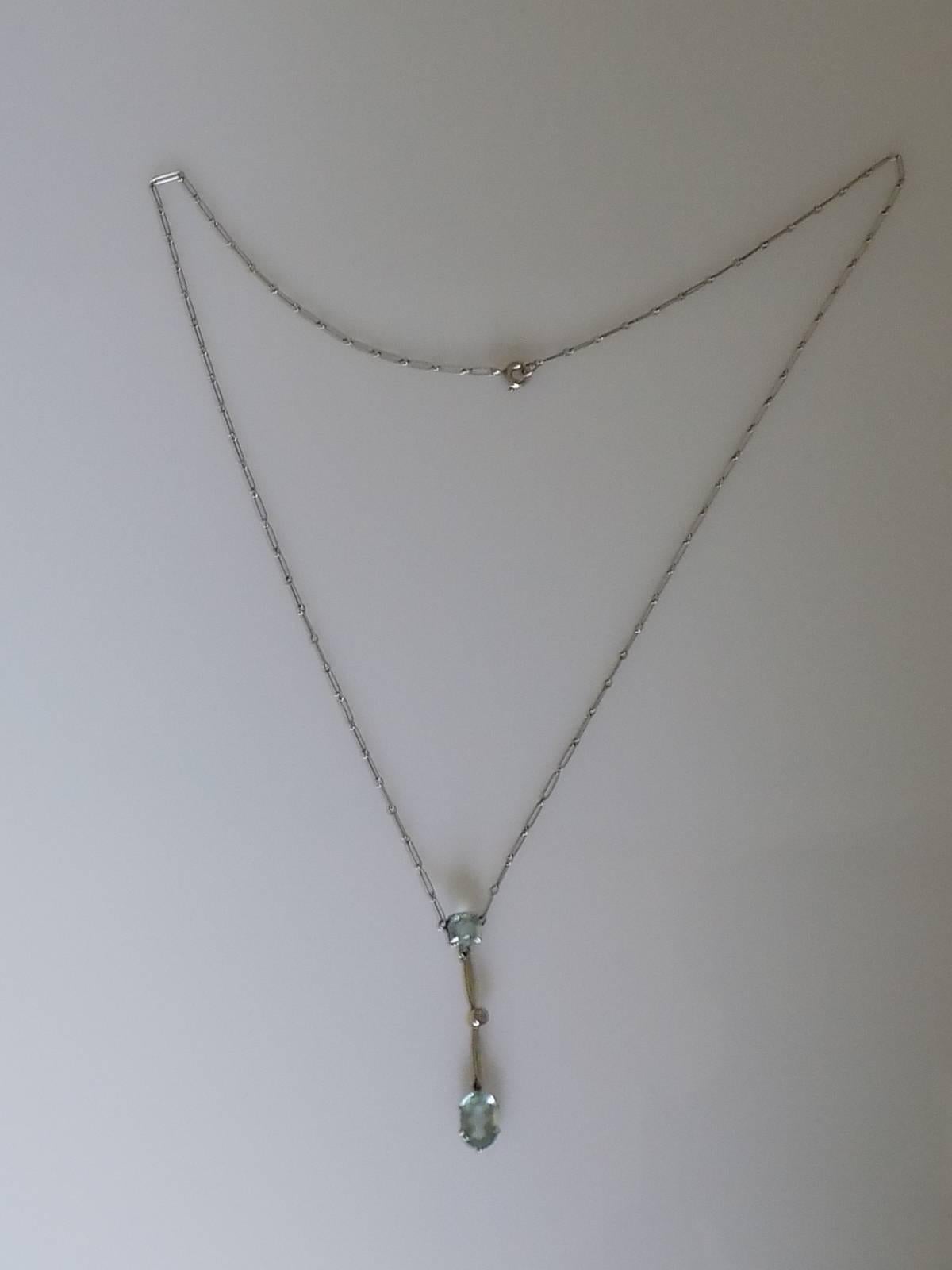 Antique Edwardian Aquamarine Diamond Platinum Lavalier Necklace In Excellent Condition In Boston, Lincolnshire