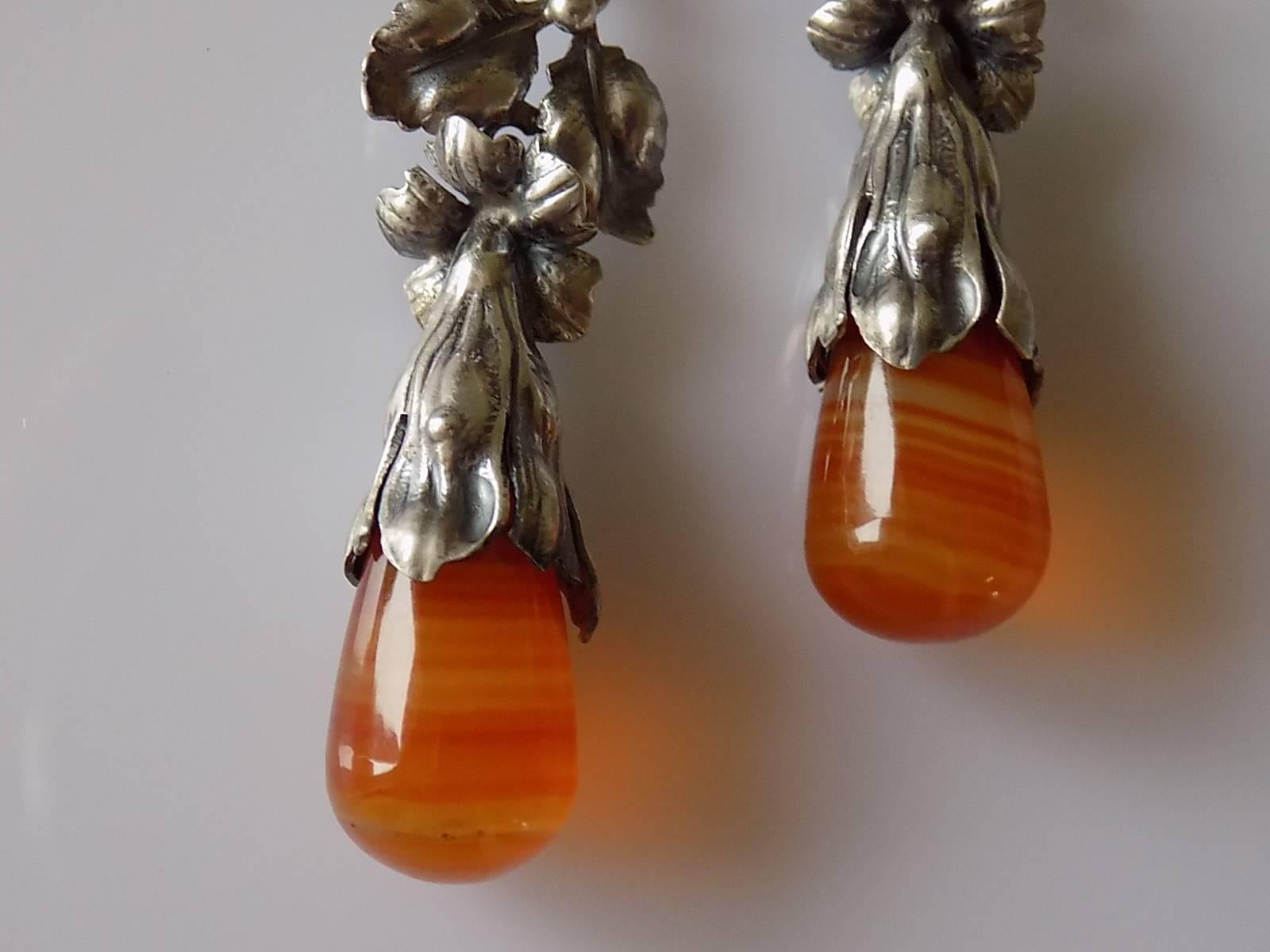 Antique Art Nouveau Silver and Agate Pendant Earrings In Excellent Condition In Boston, Lincolnshire