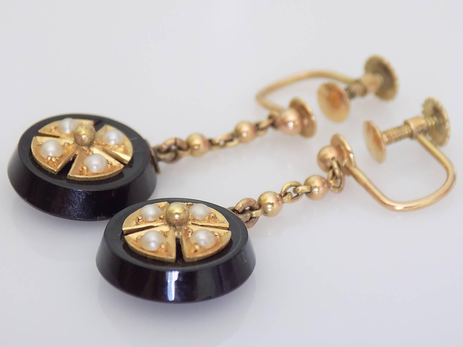 18K Victorian Black Onyx Natural Seed Pearl Gold Maltese Cross Mourning Earrings In Excellent Condition In Boston, Lincolnshire
