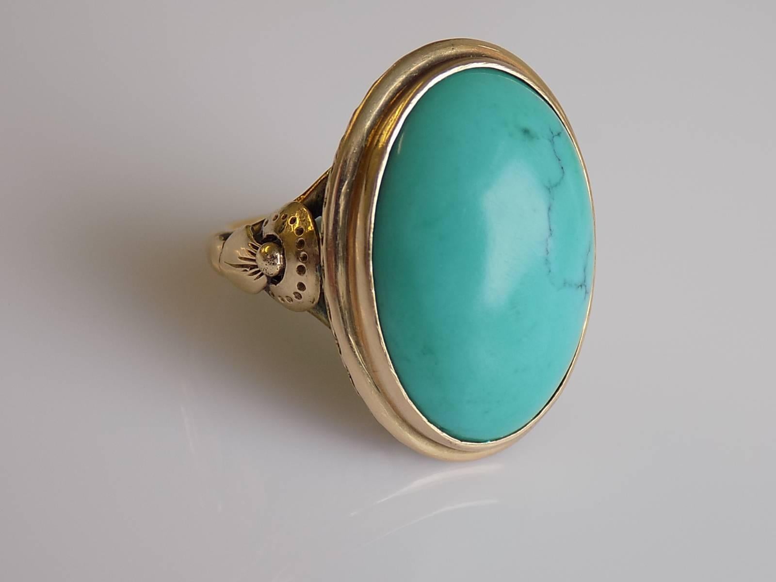 Chinese Turquoise Gold Cocktail Ring In Good Condition In Boston, Lincolnshire