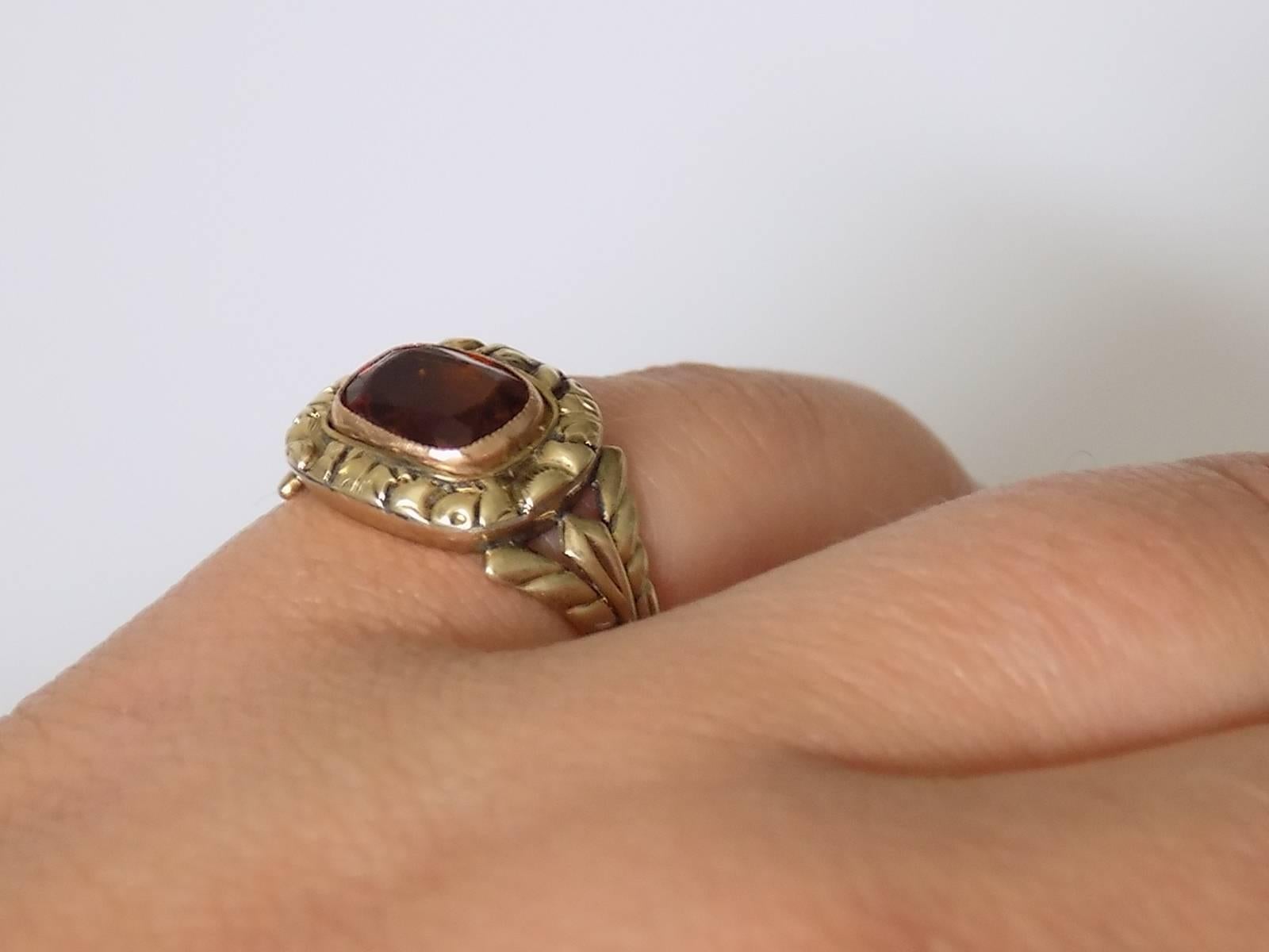 Georgian Hessonite Garnet Paste Gold Solitaire Ring For Sale 1