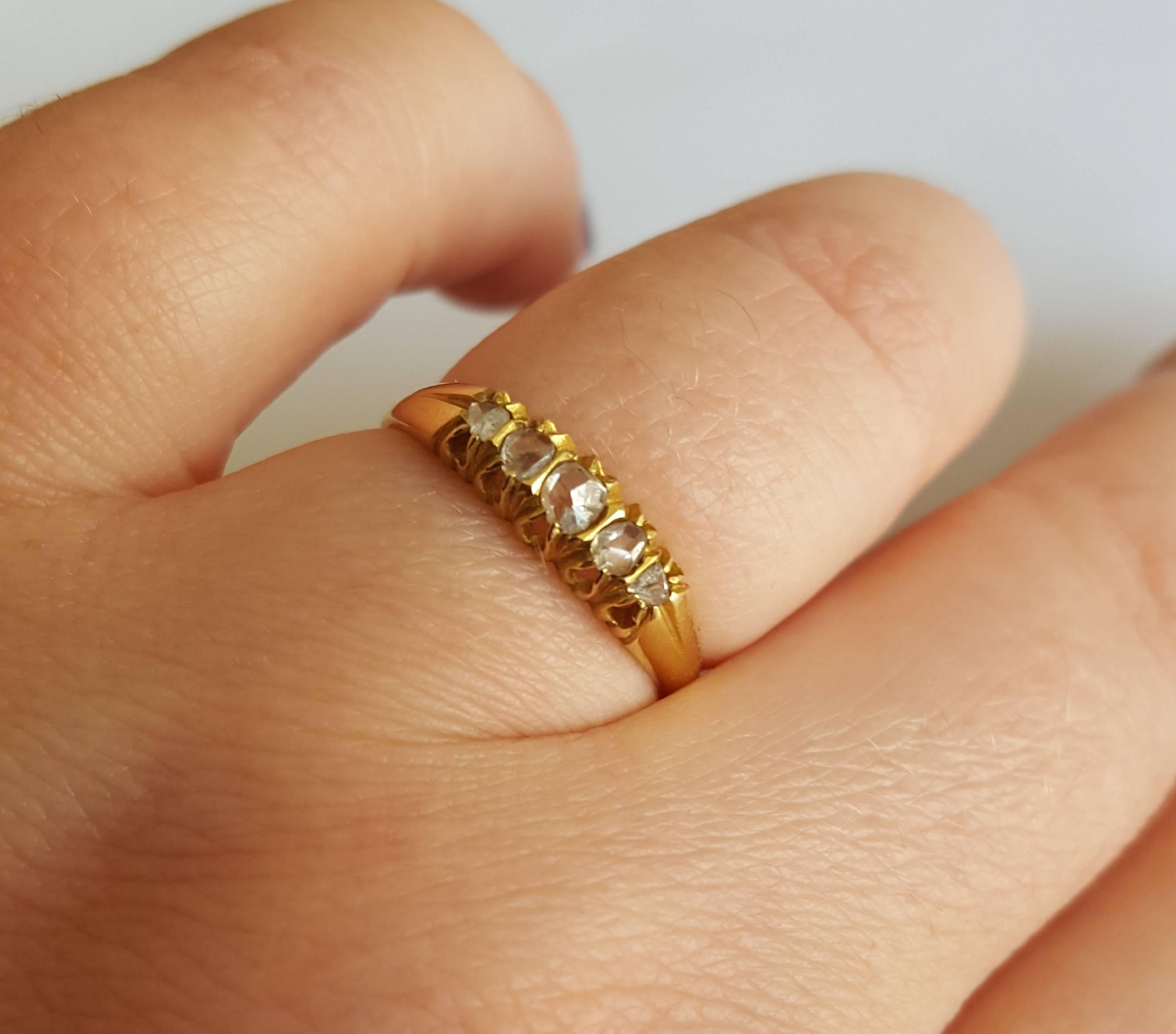 Edwardian Five Rose Cut Diamond Gold Ring In Excellent Condition In Boston, Lincolnshire